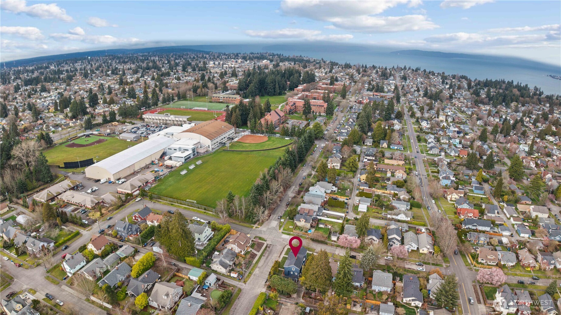 Could you find a more perfect location than next to the gorgeous University of Puget Sound? NOPE! Better Hurry!