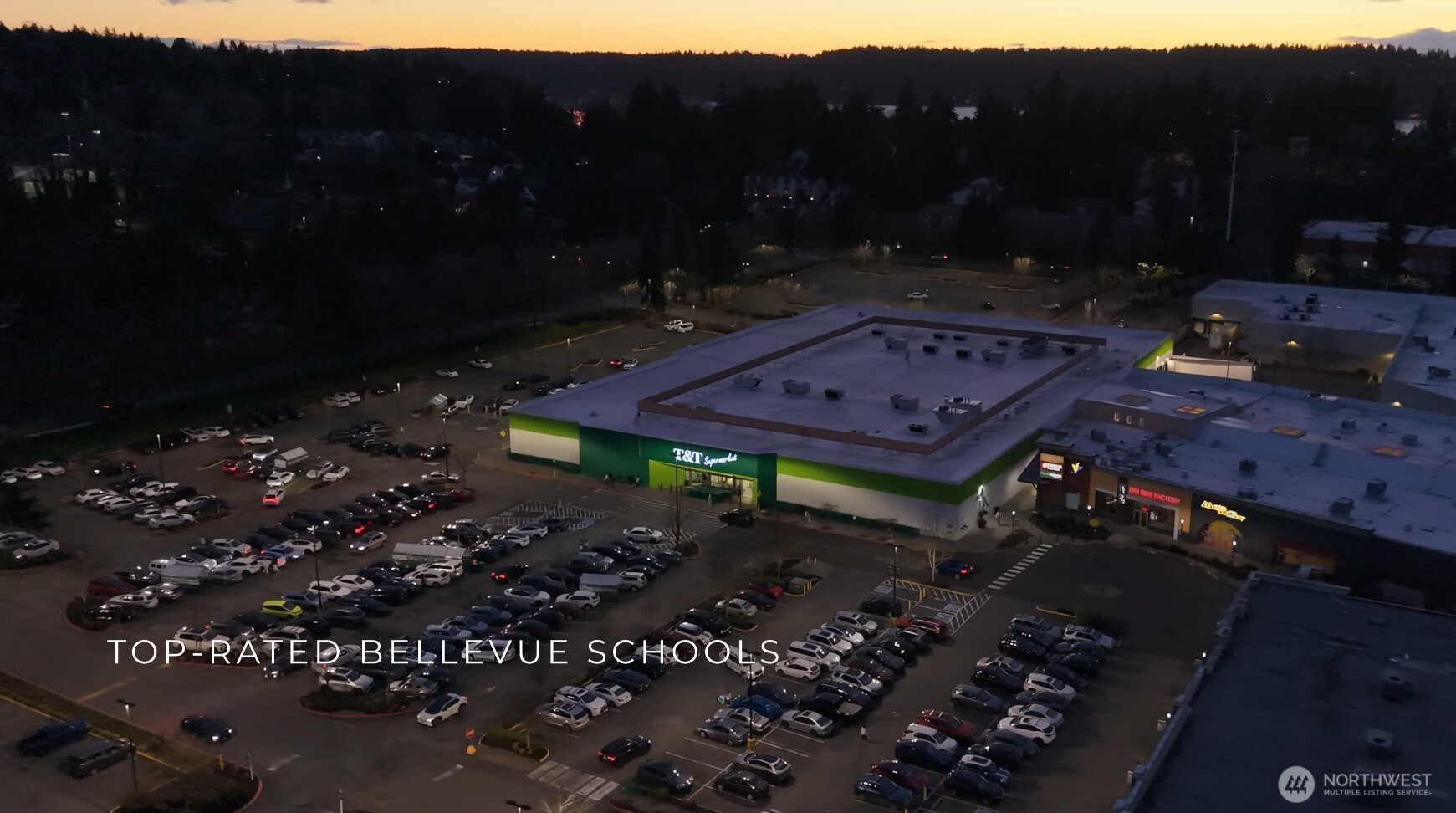 Extremely Convenient to all your Amenities-Photo of T&T Supermarket