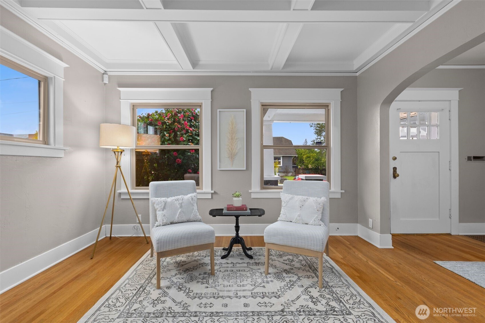 High quality Milgard windows to let in the natural light.