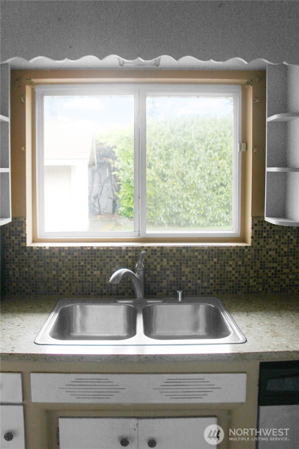 Kitchen sink