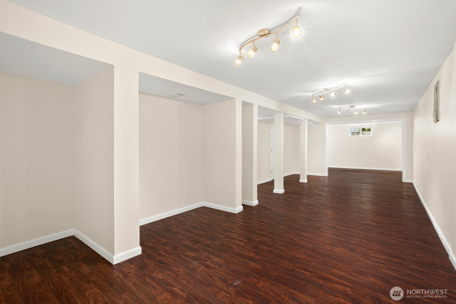 Basement Bonus Room, Studio/MIL option