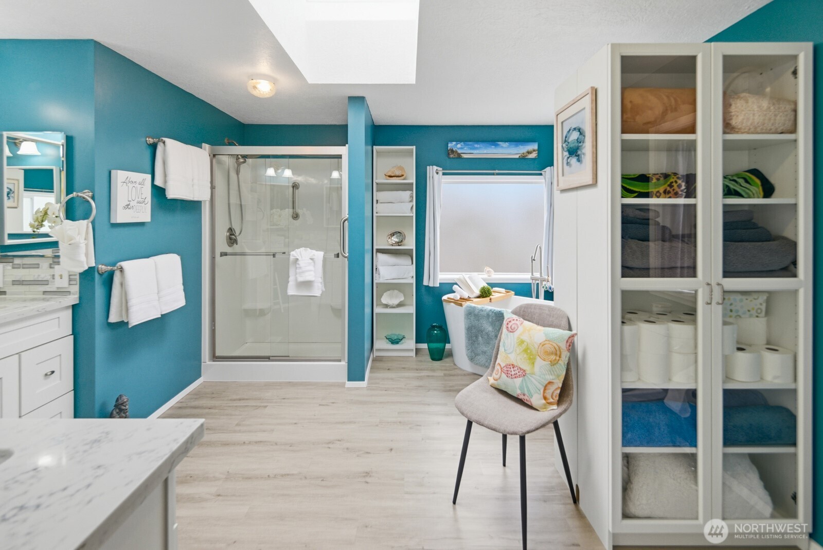 Two linen/storage closets and plenty of room