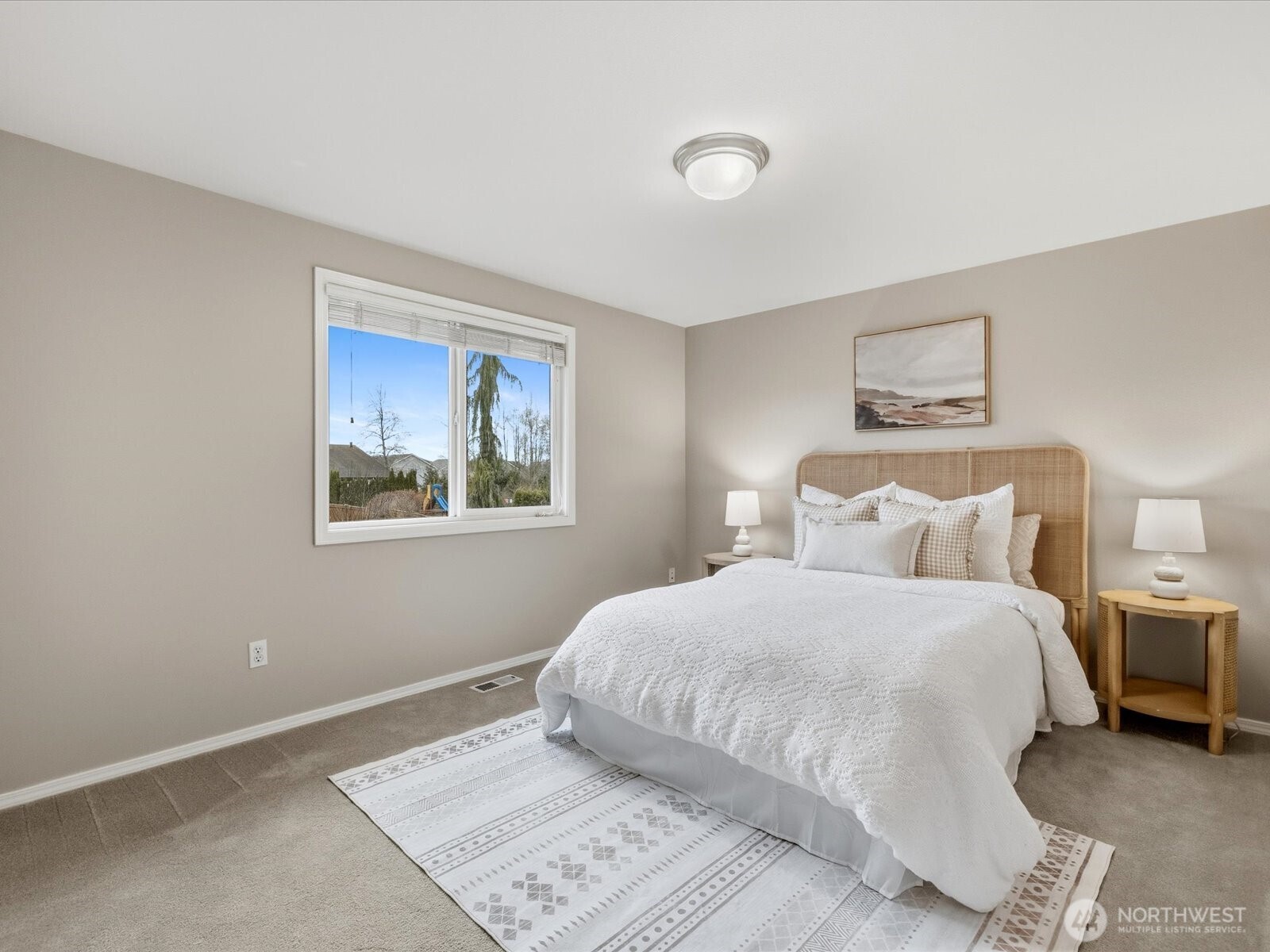 Luxurious five piece bath.