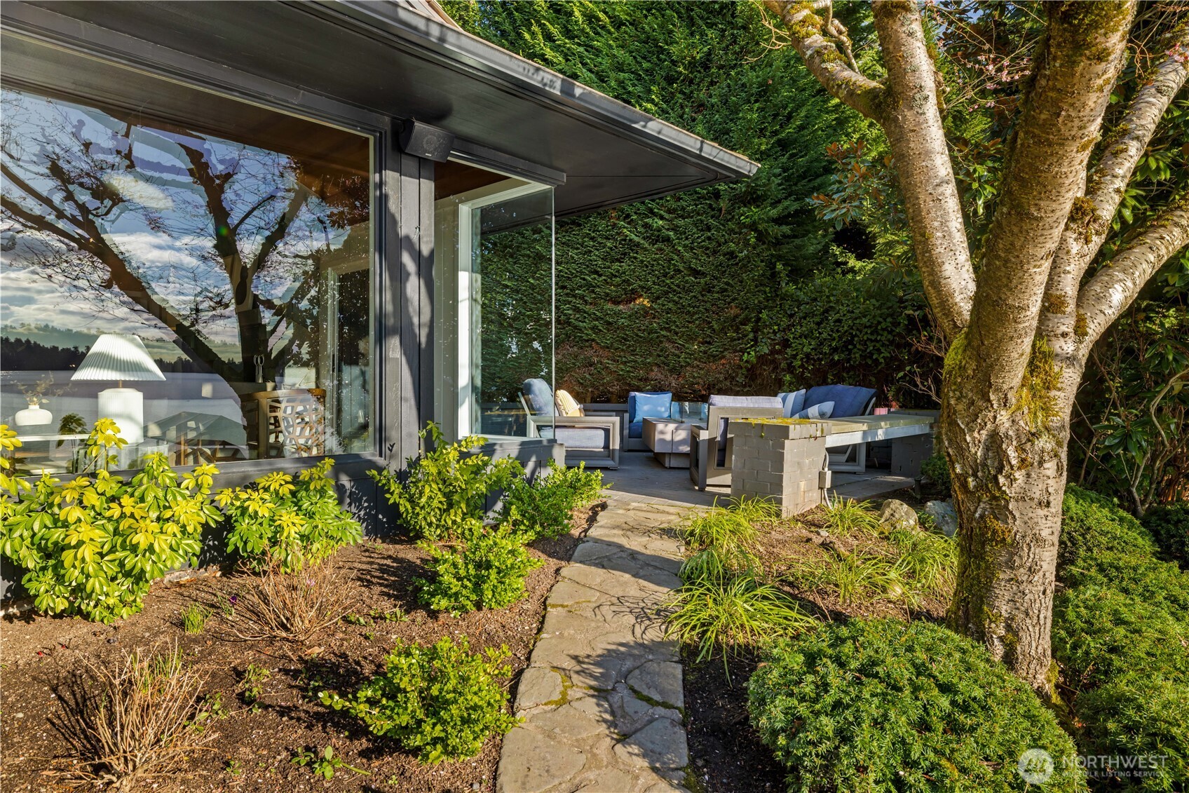 South side private getaway.