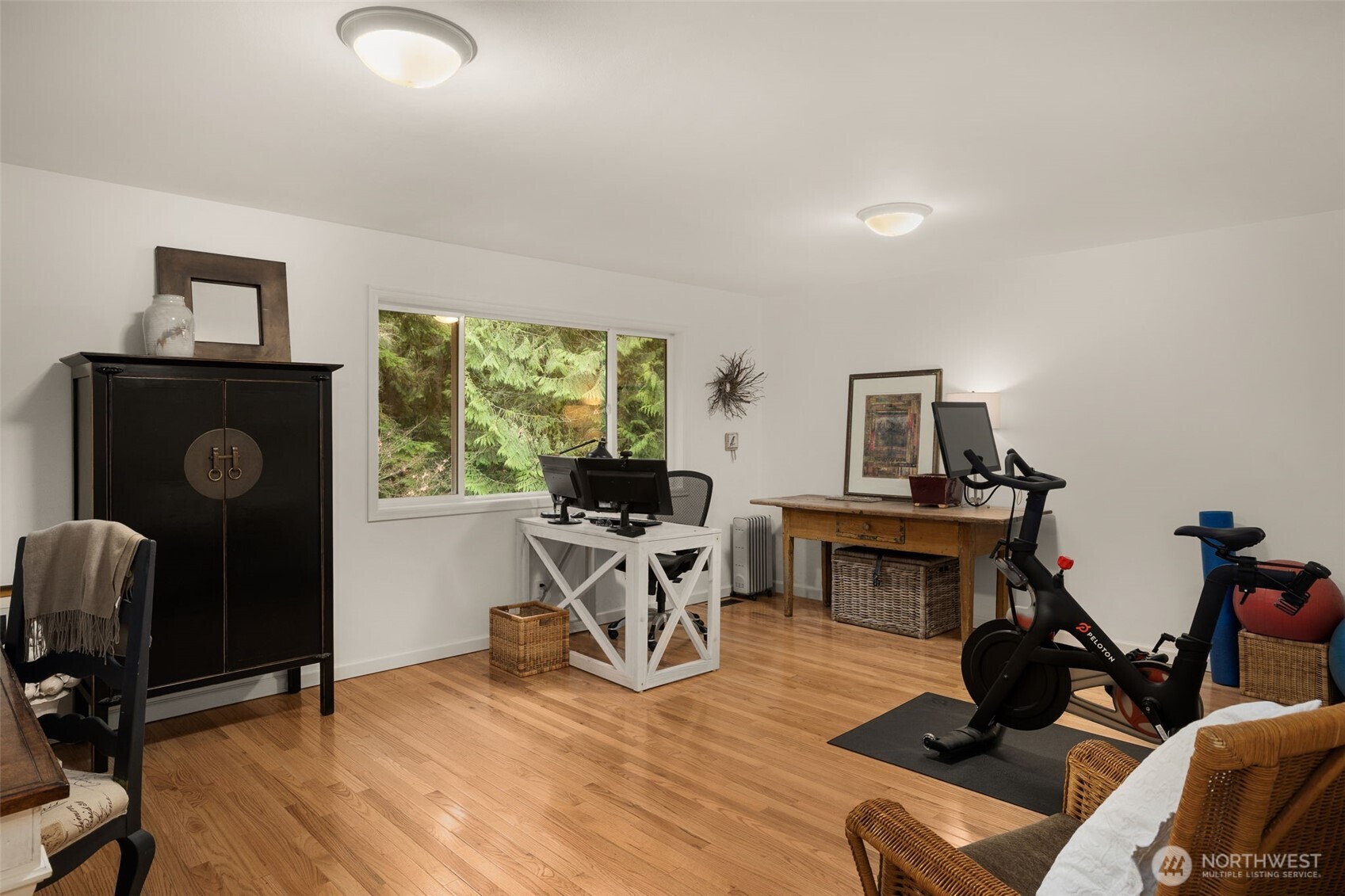 Bonus room on upper level
