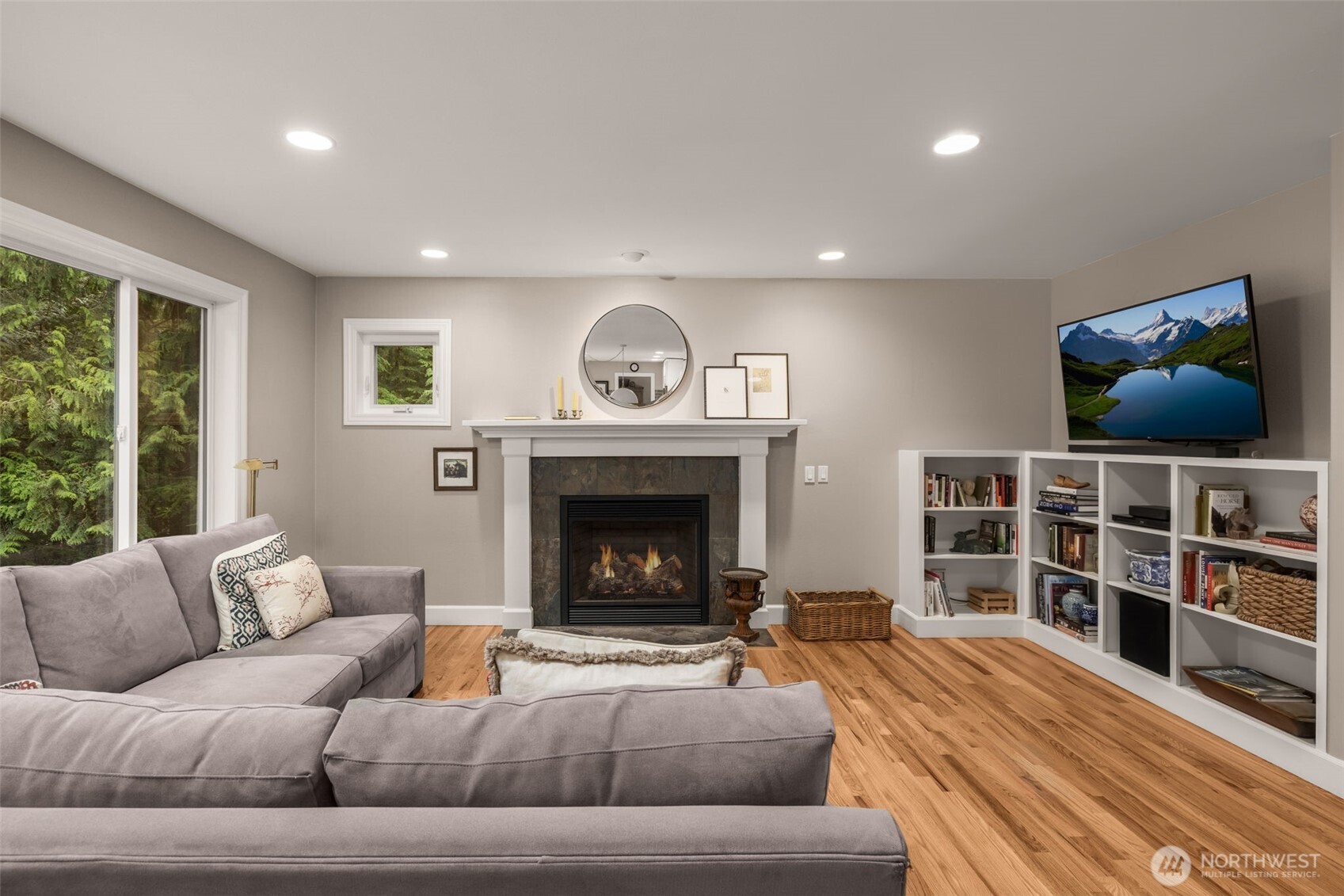 Gorgeous Dining Room with access to backyard