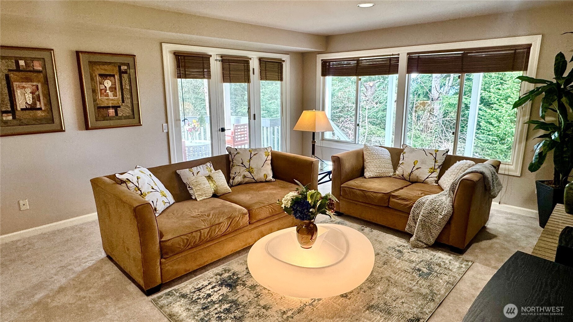 Downstair Bedroom 3 w/ Walk-In Closet