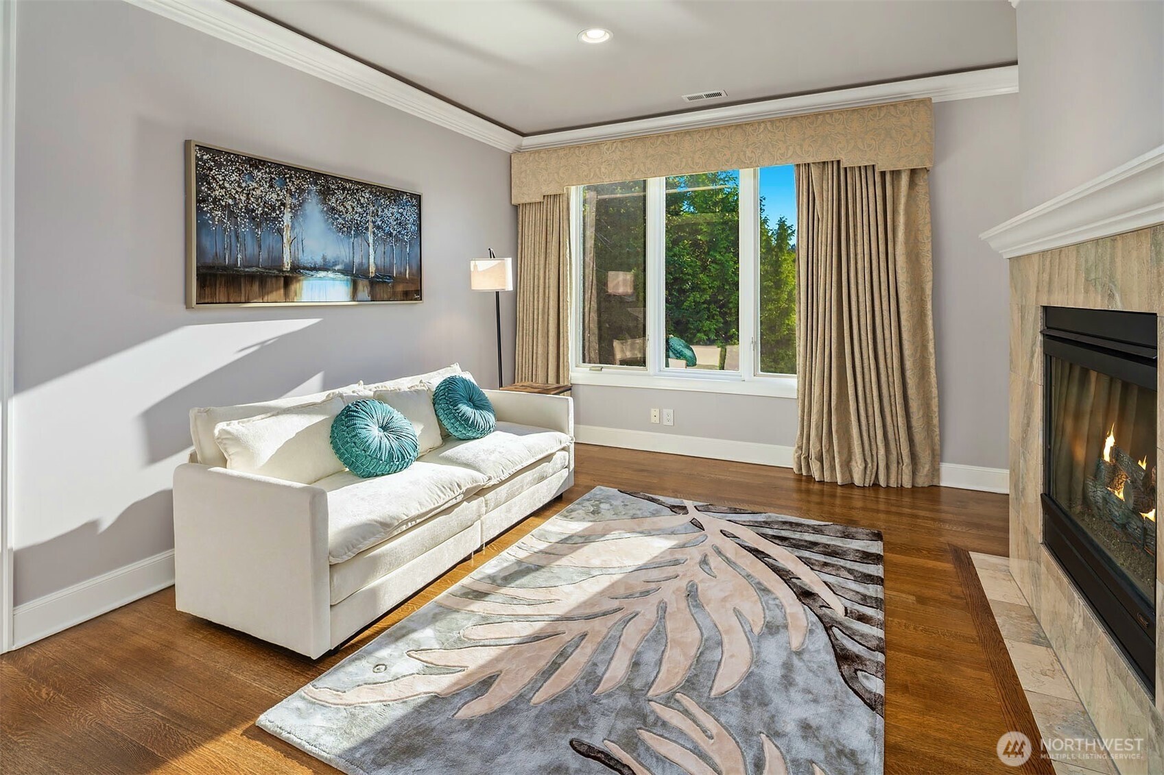 10 foot ceilings on both floors and the catwalk provides an overlook to the entry