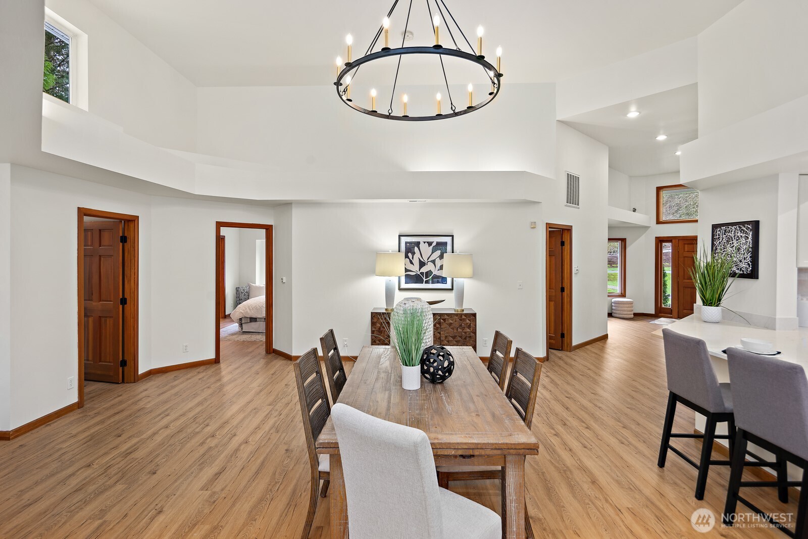 Large or small dinner parties are easy in the dining area adjacent to the chef's kitchen!