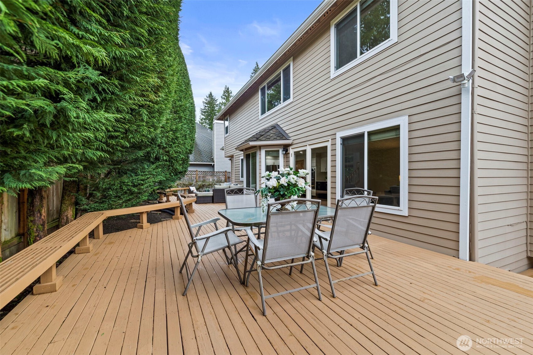 Tranquil & private greenbelt setting creates a one-of-a-kind ambiance. Welcome home!