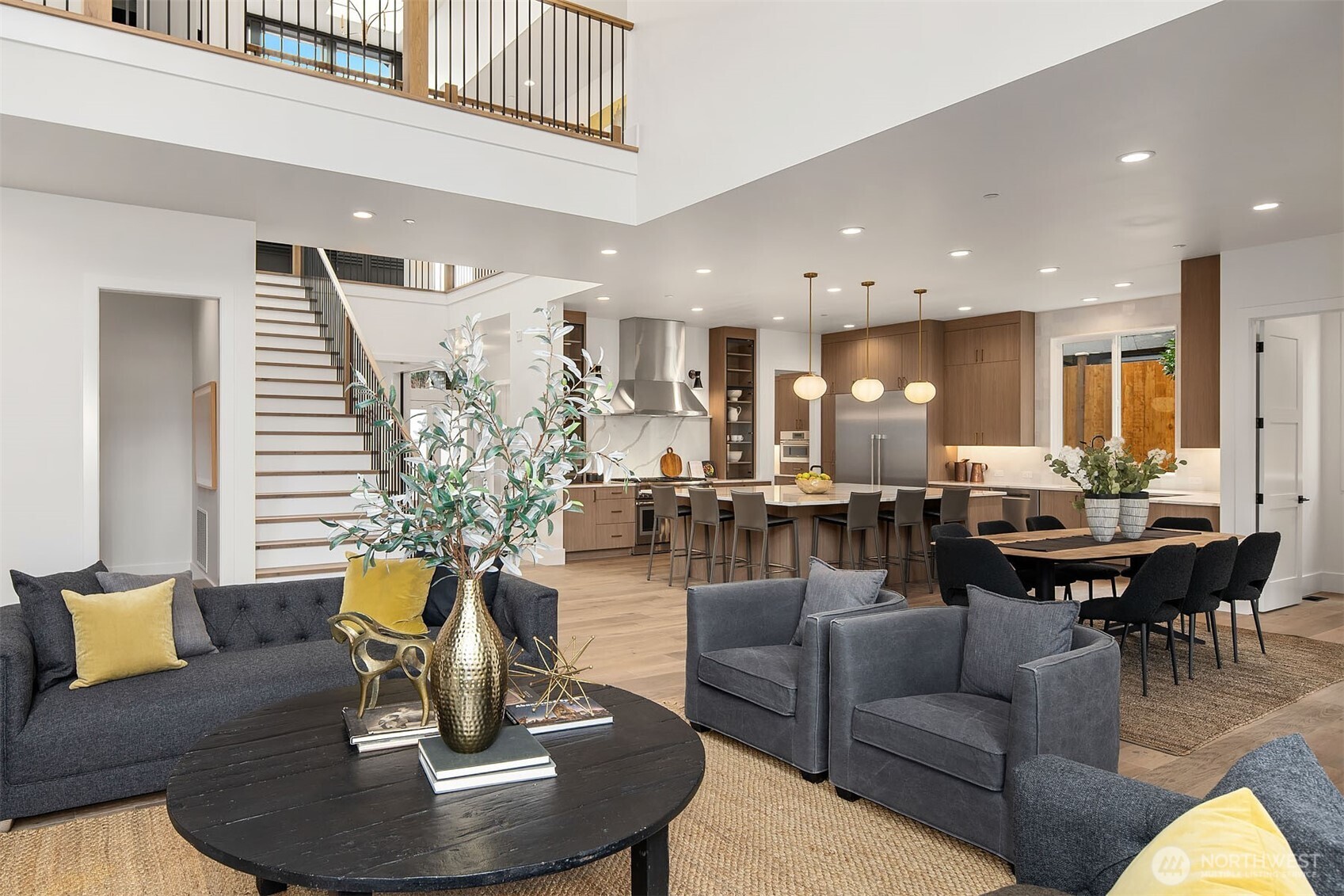 Open, flowing floorplan