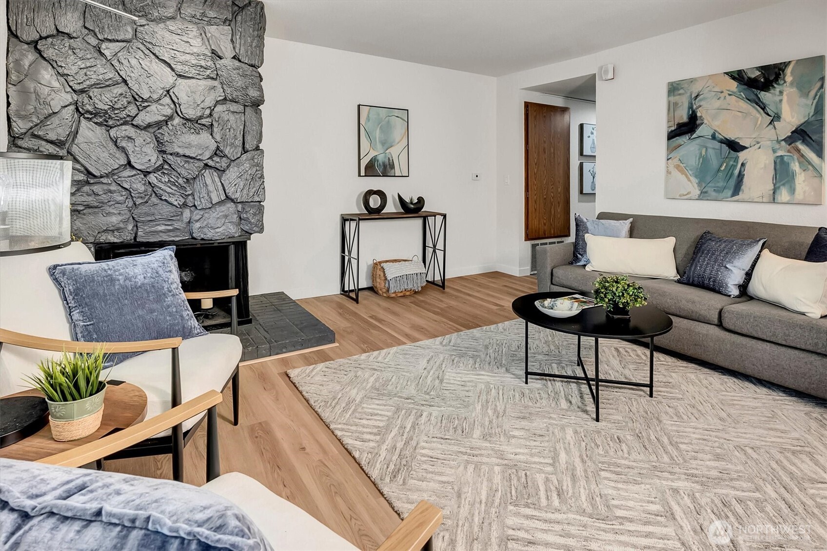 Great wall to mount your TV.