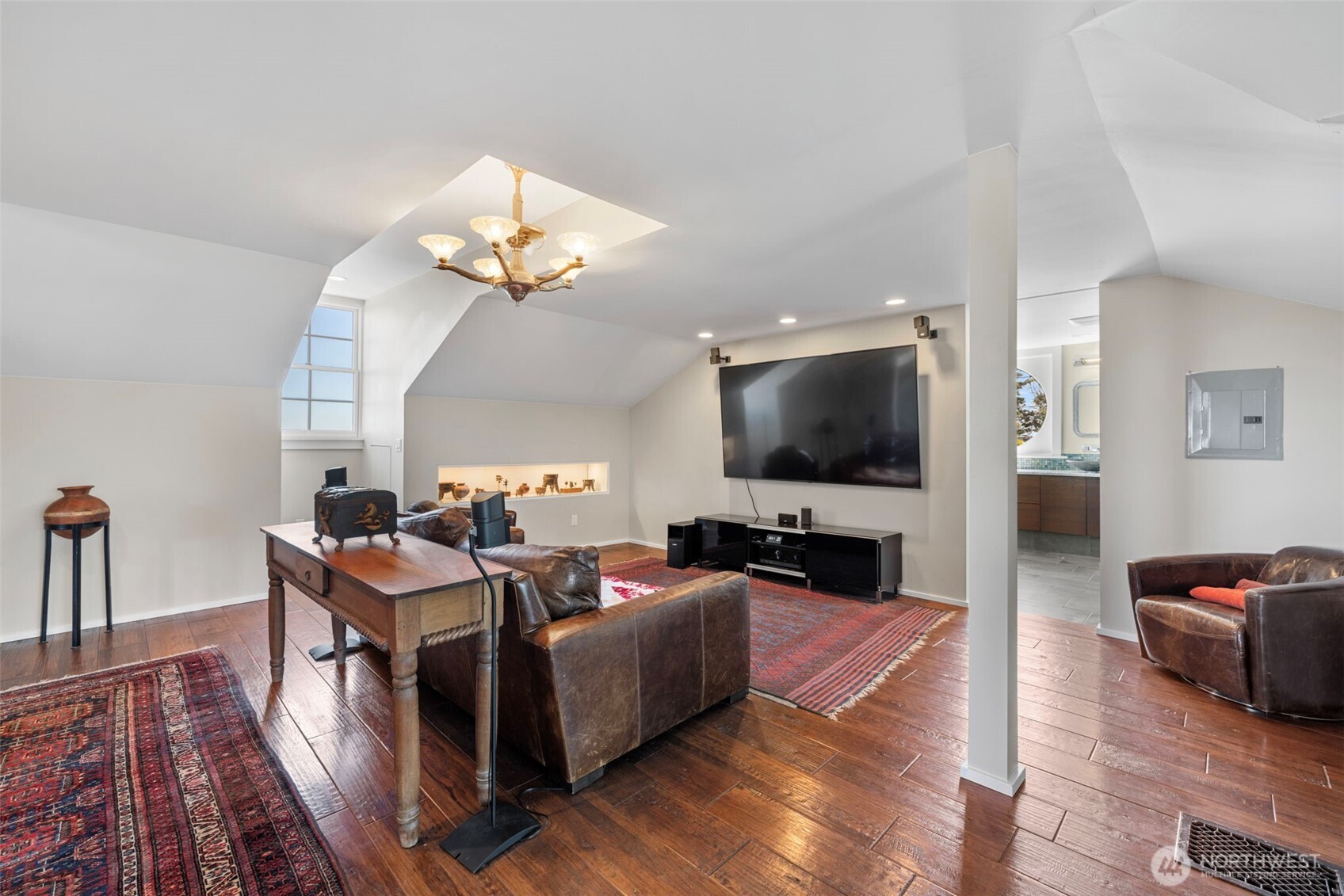 Third Floor Great Room