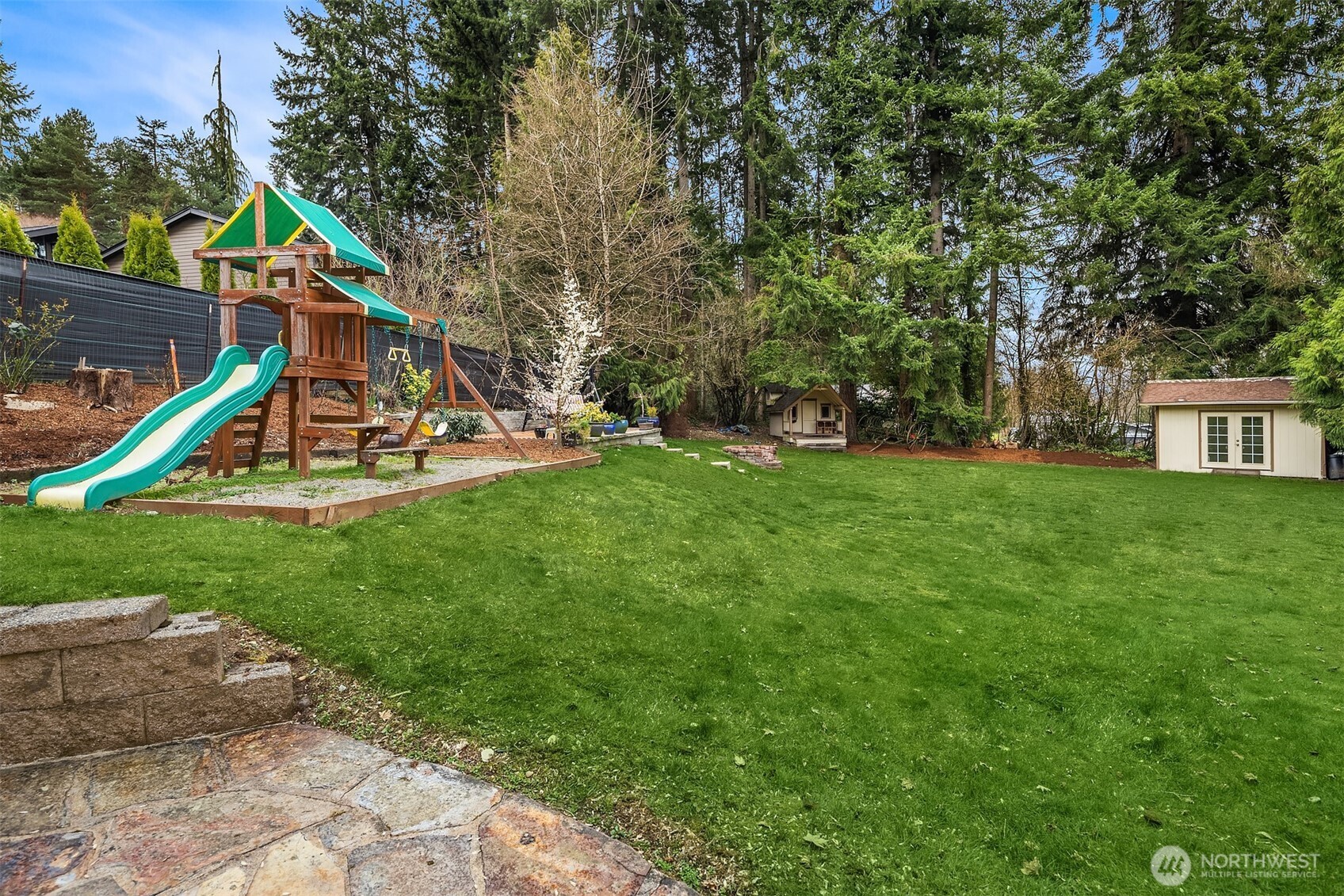 Playset and swinging bench over-looking the Cascades