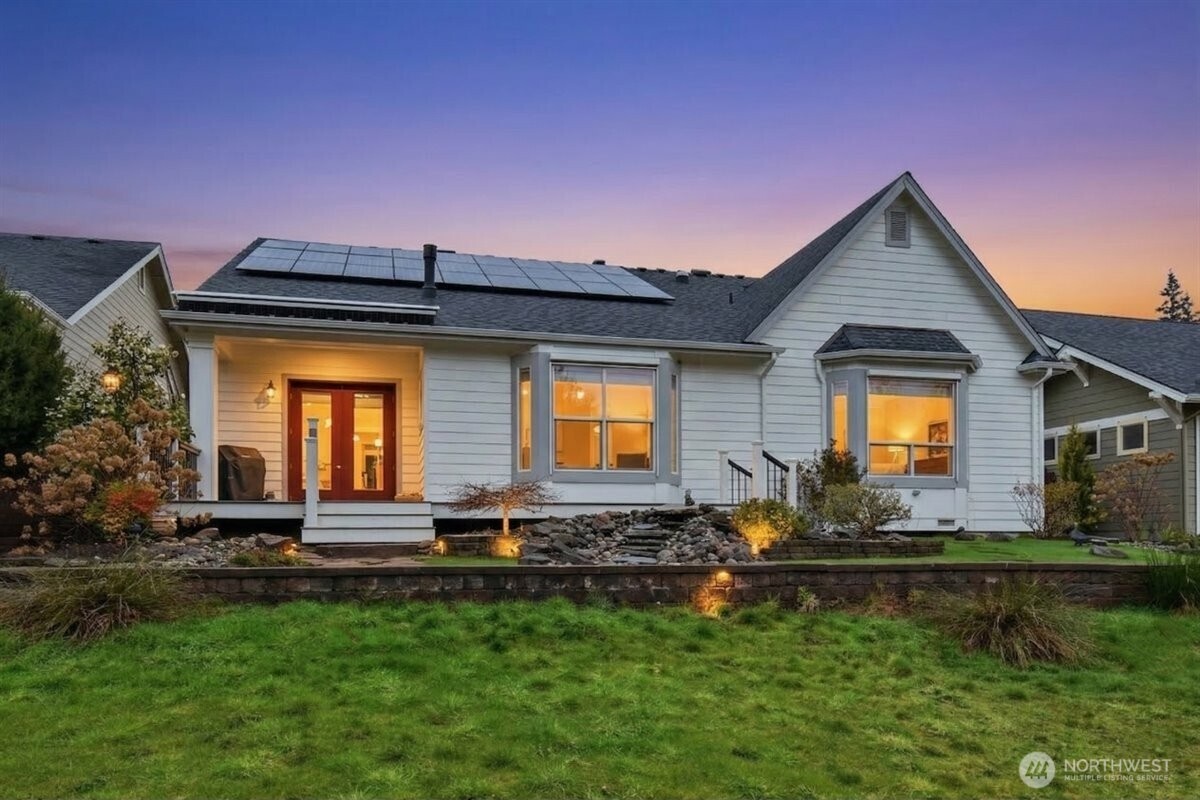 Welcome to the Warm & Inviting Maple Plan.
