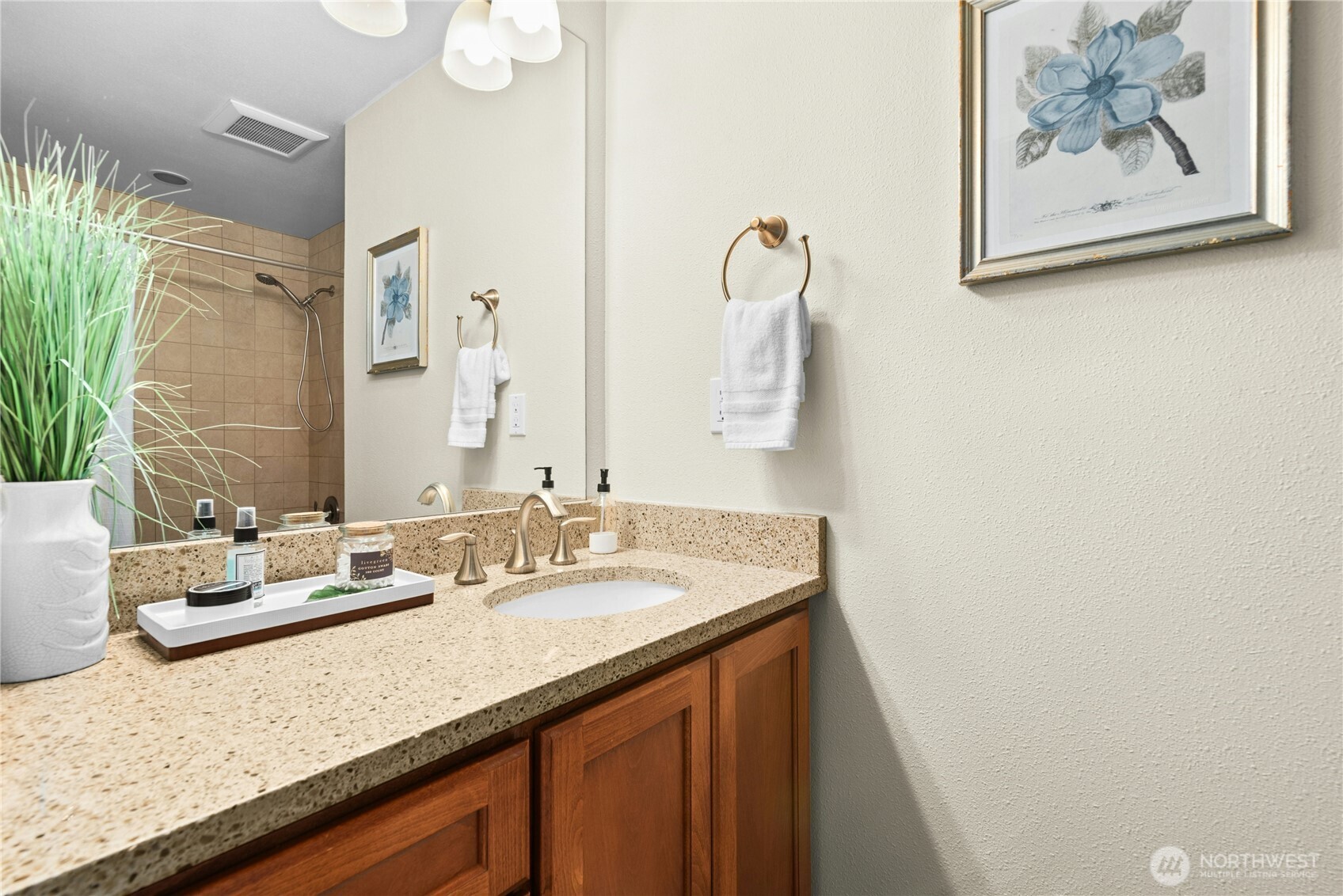 Full upper bath