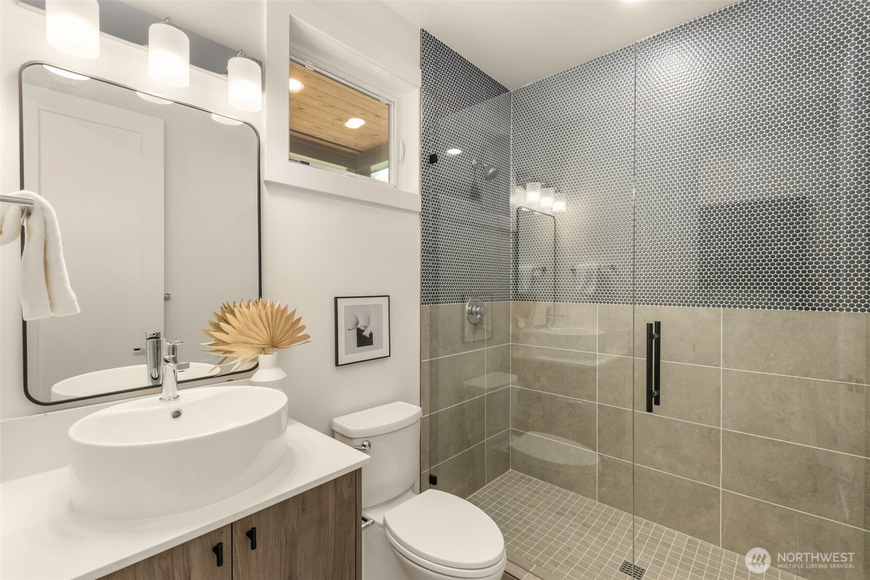 Lower level bedroom.