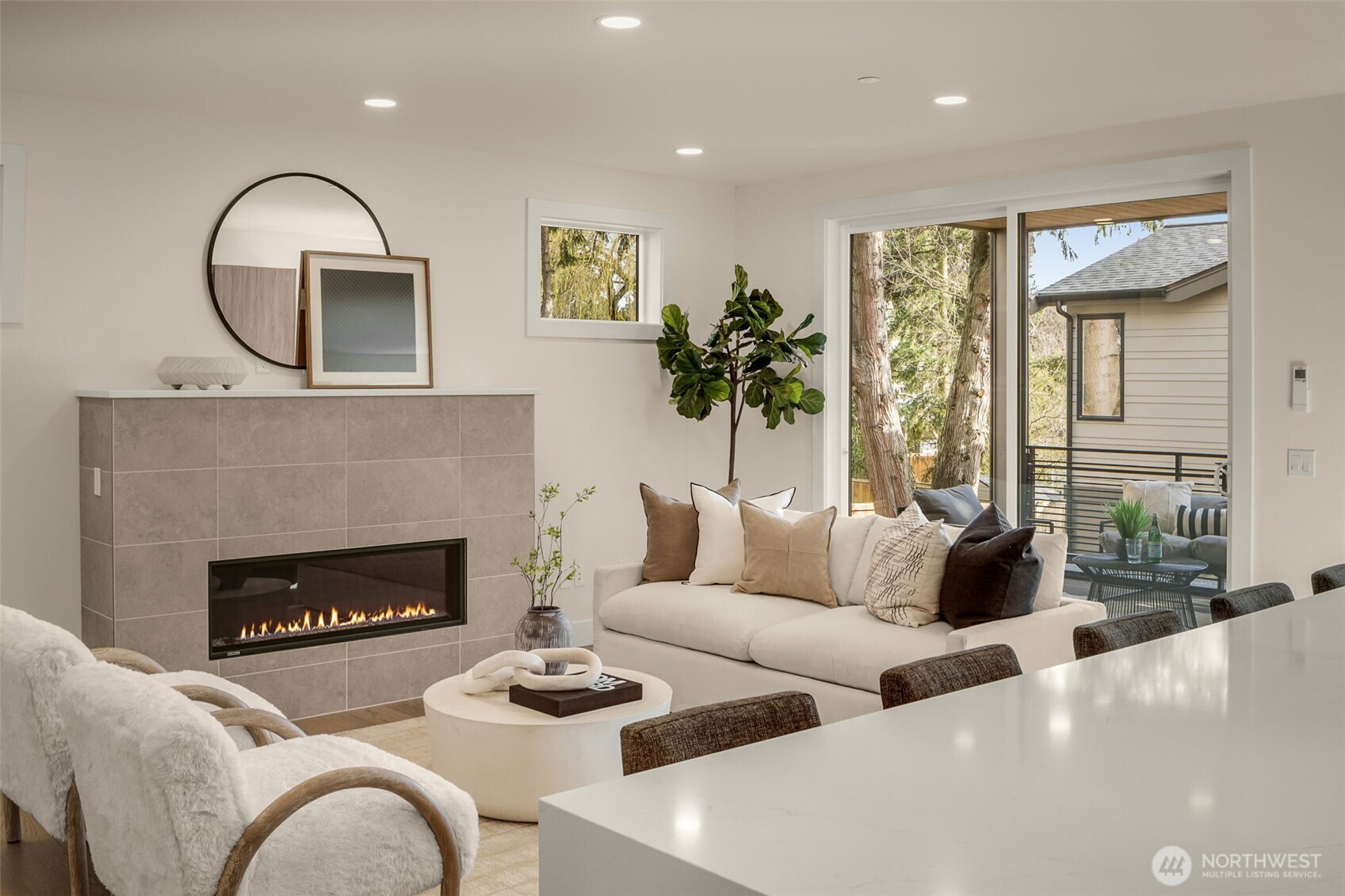 Main floor office -or- bedroom.