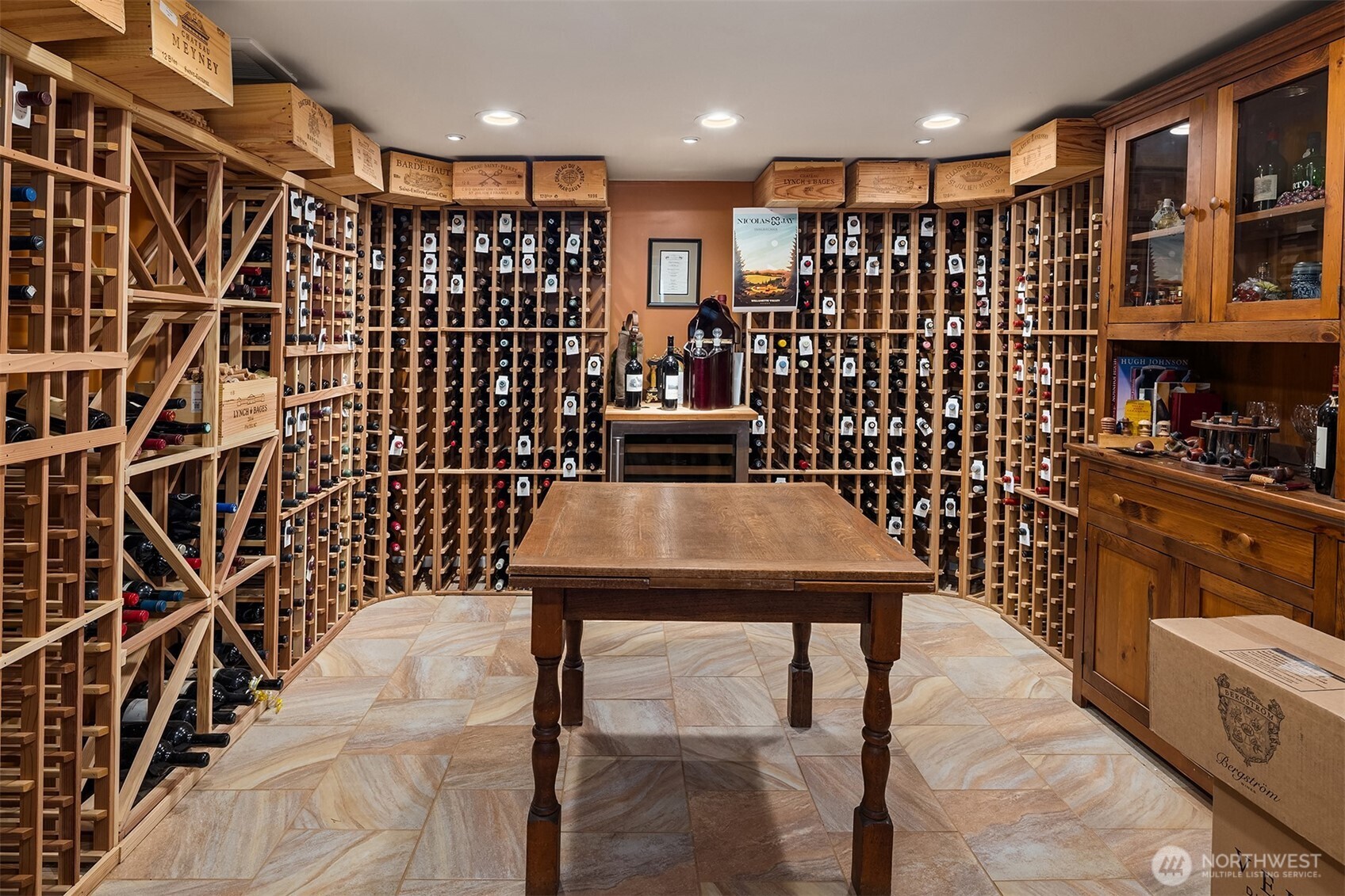 Expansive wine seller