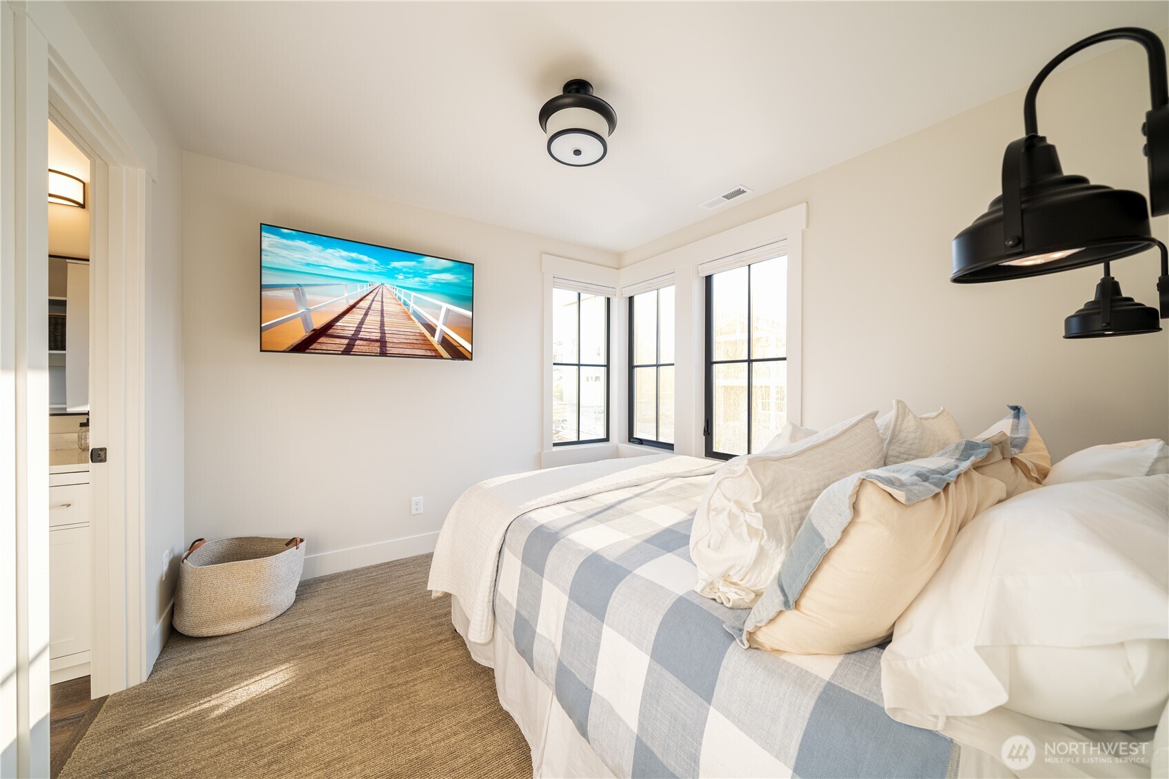Upper level bedroom 2.
