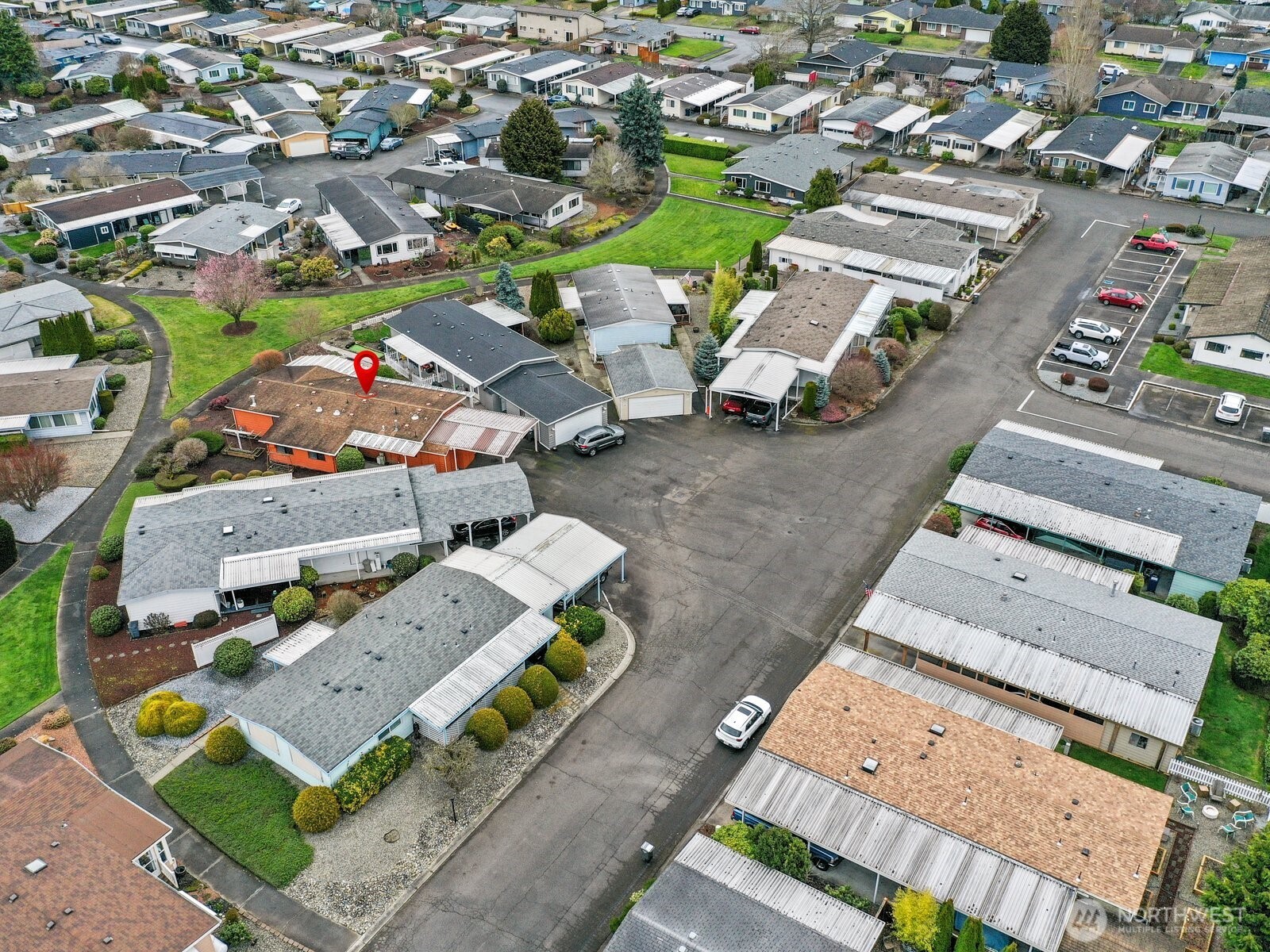 Nearby guest parking is ideal for having people visit.