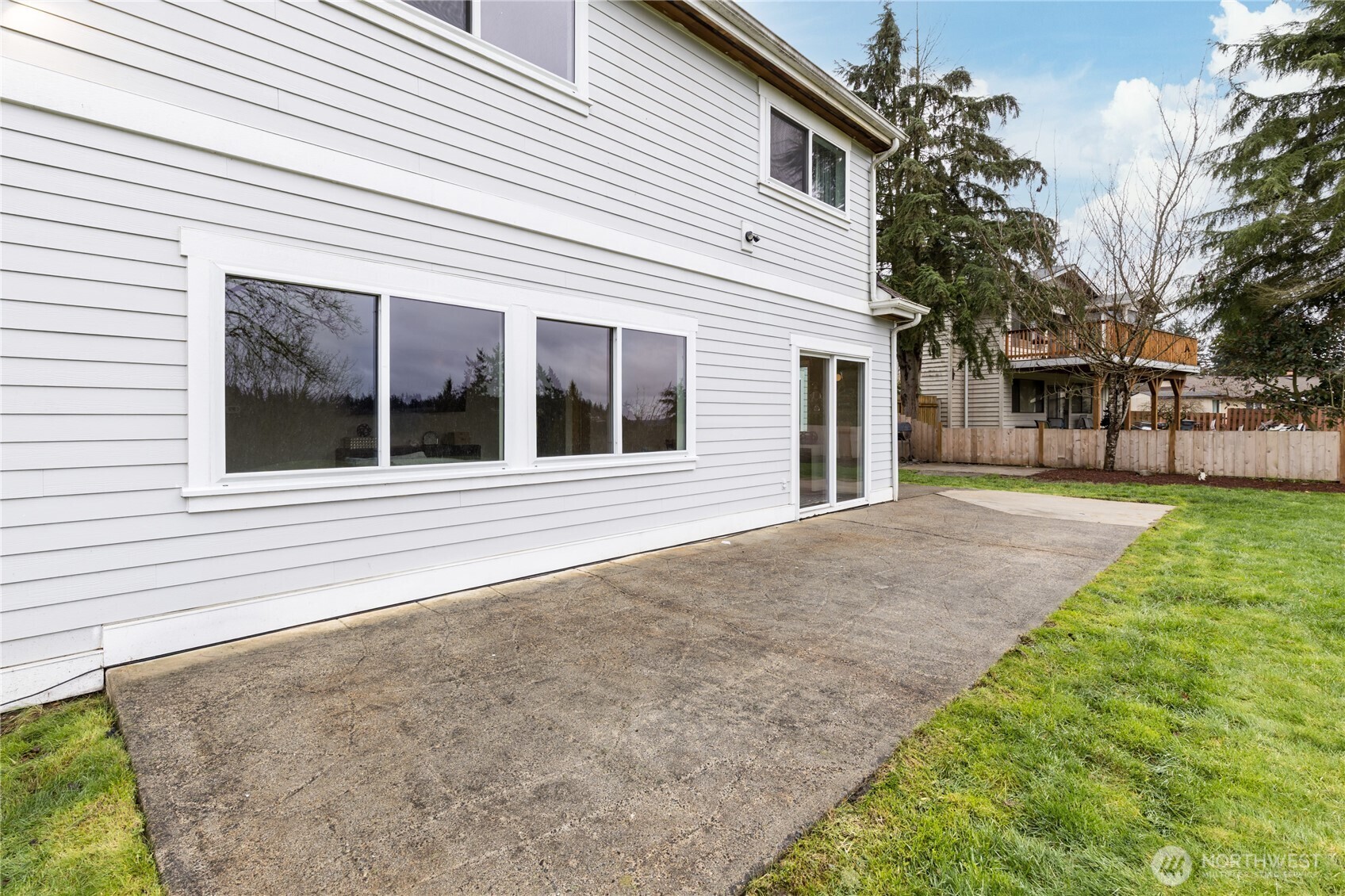 Extended patio off the dining room