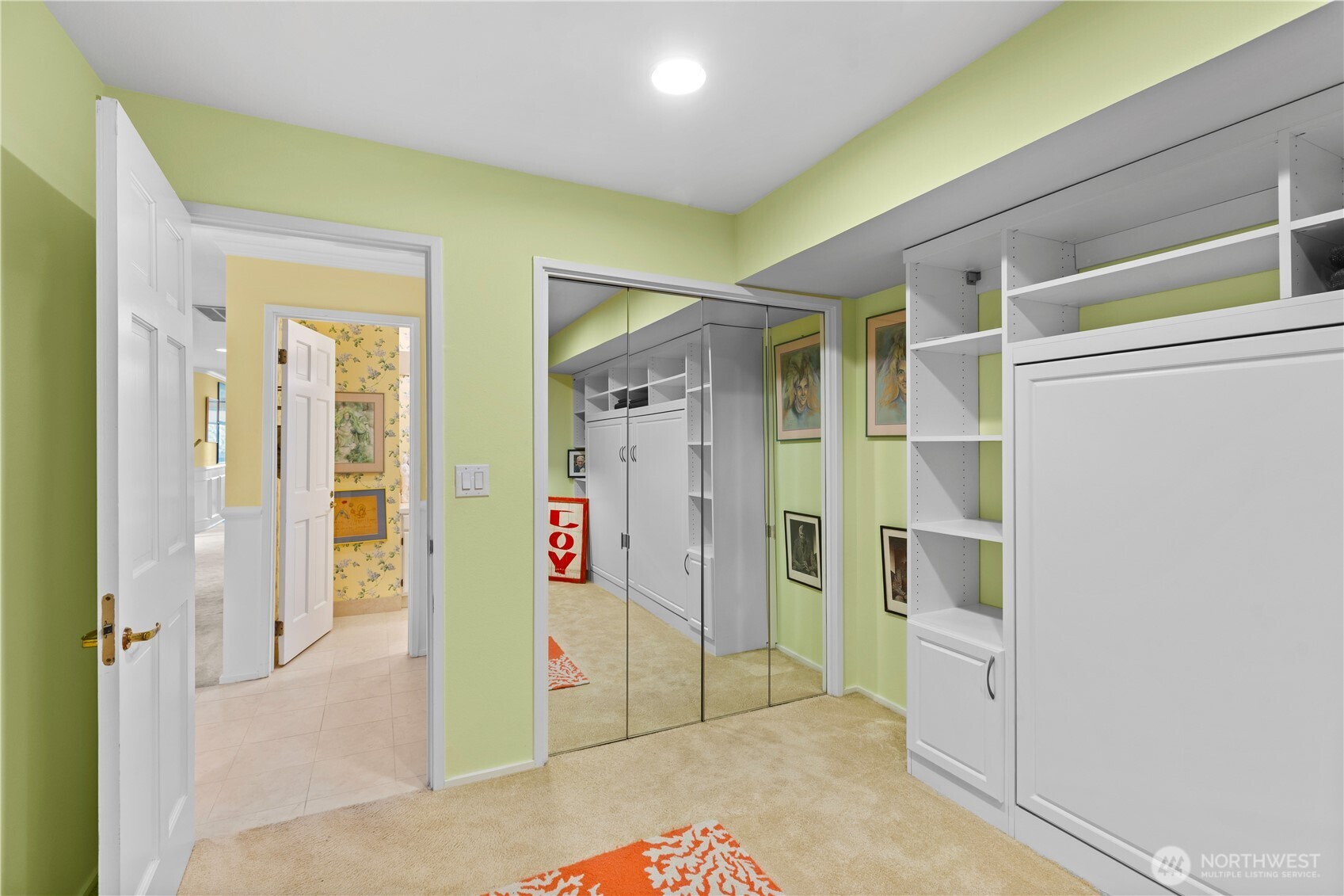 Note the Murphy bed and cabinets.