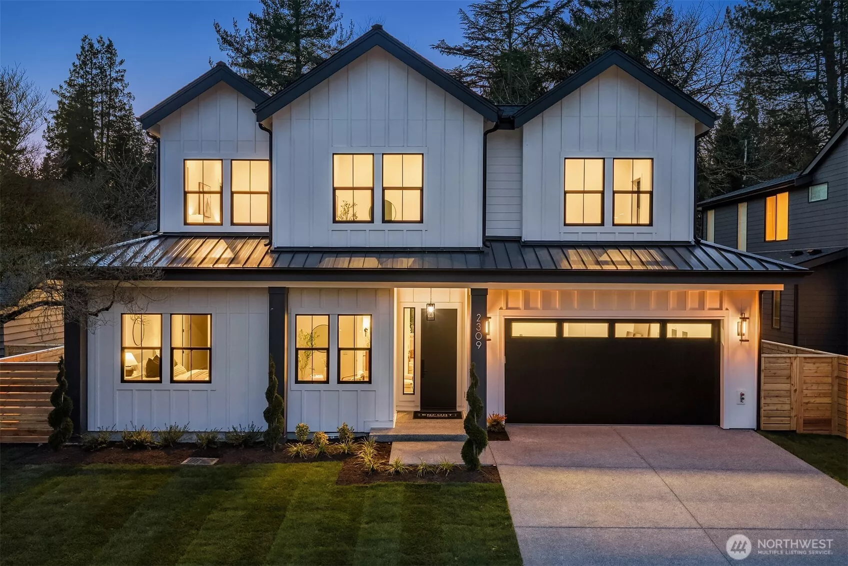 Meet the Bonnie by Enfort Homes — a modern farmhouse luxury residence in the heart of West Bellevue, just moments from Clyde Hill Elementary School and Chinook Middle School. Timeless architecture, refined materials, and thoughtful craftsmanship come together in a design-forward home where elegance and everyday livability meet.
