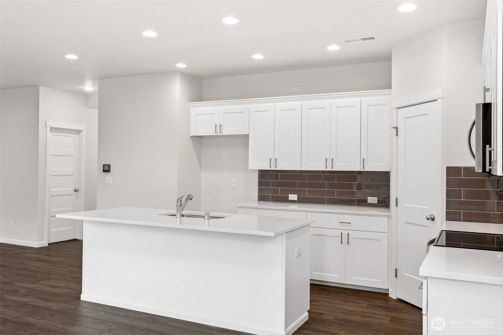 **Photos are of the same floorplan in another community. Some colors and features will cary**