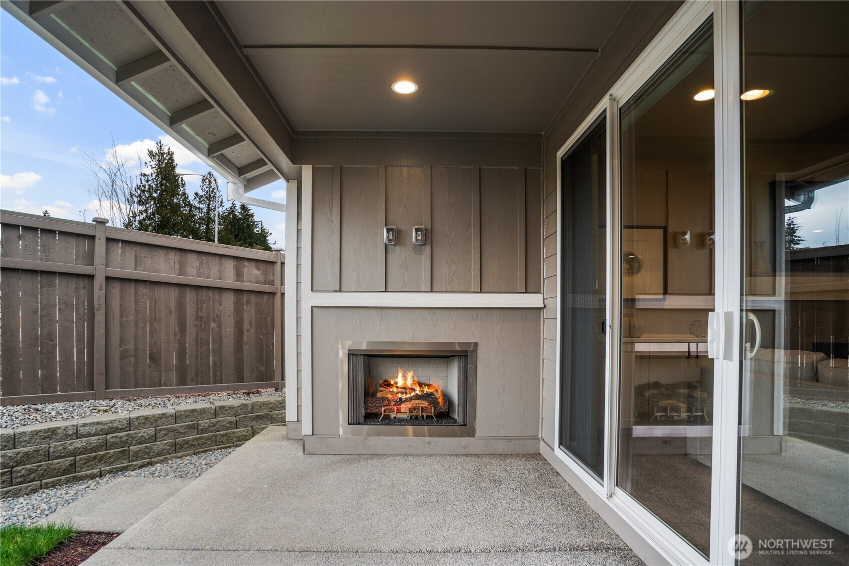 THIS HOME IS A PRESALE HOME. Photos are for representational purposes only. Same floorplan, colors and features will vary.