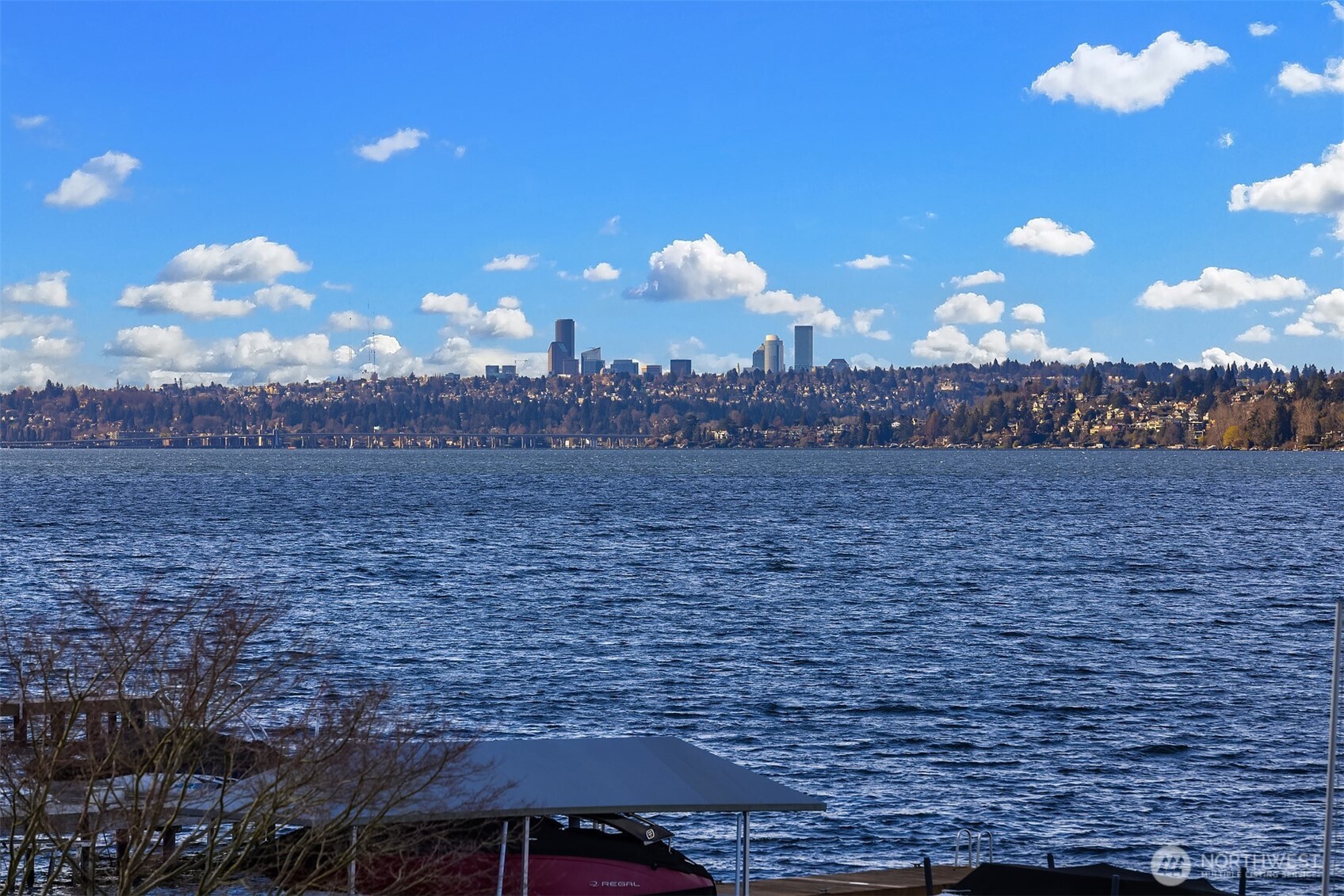 Incredible city skyline views!!