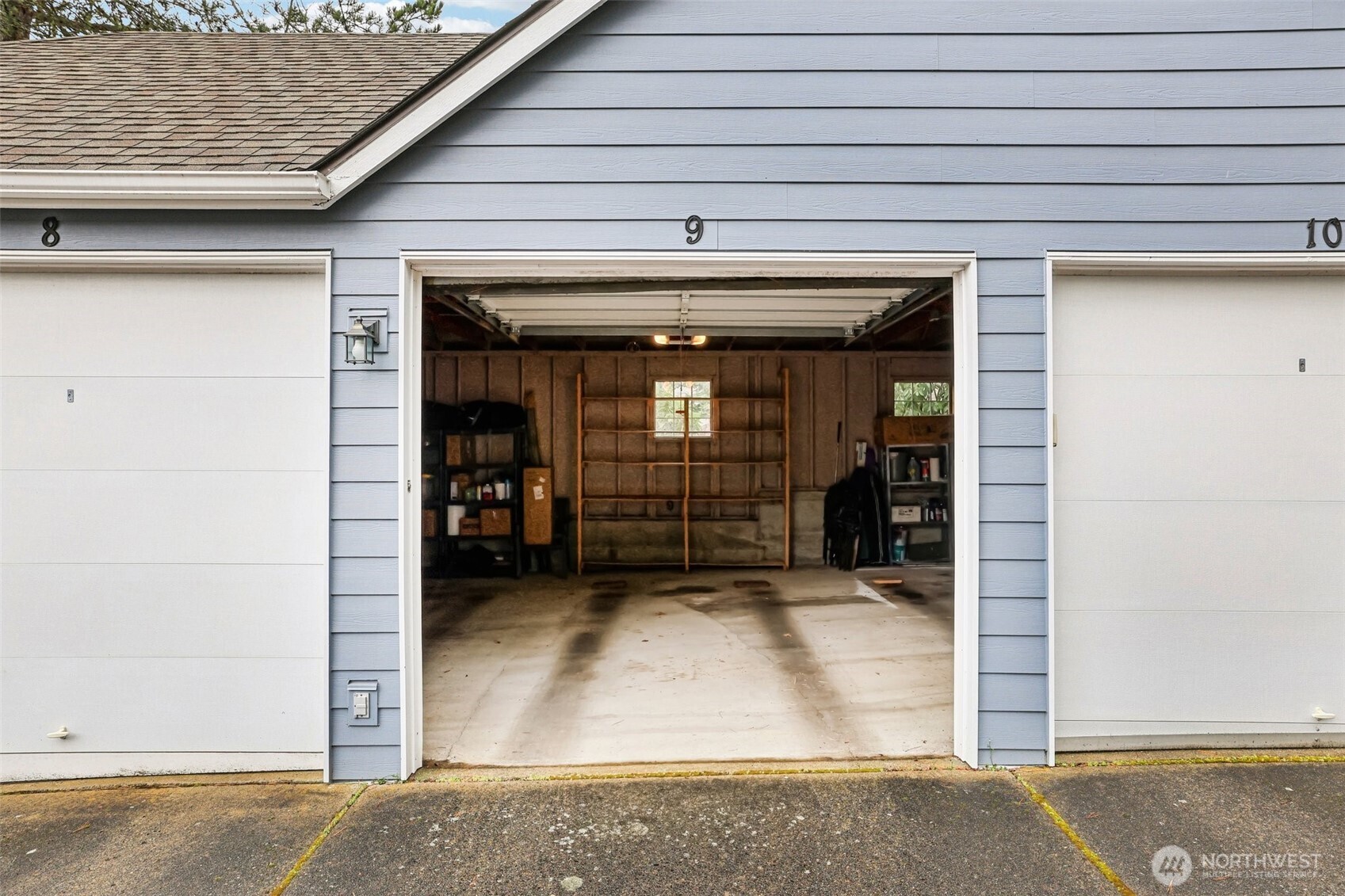 Common Garage with assigned parking #9