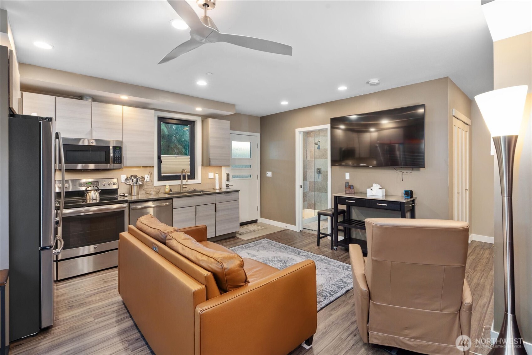 Private patio for the studio.