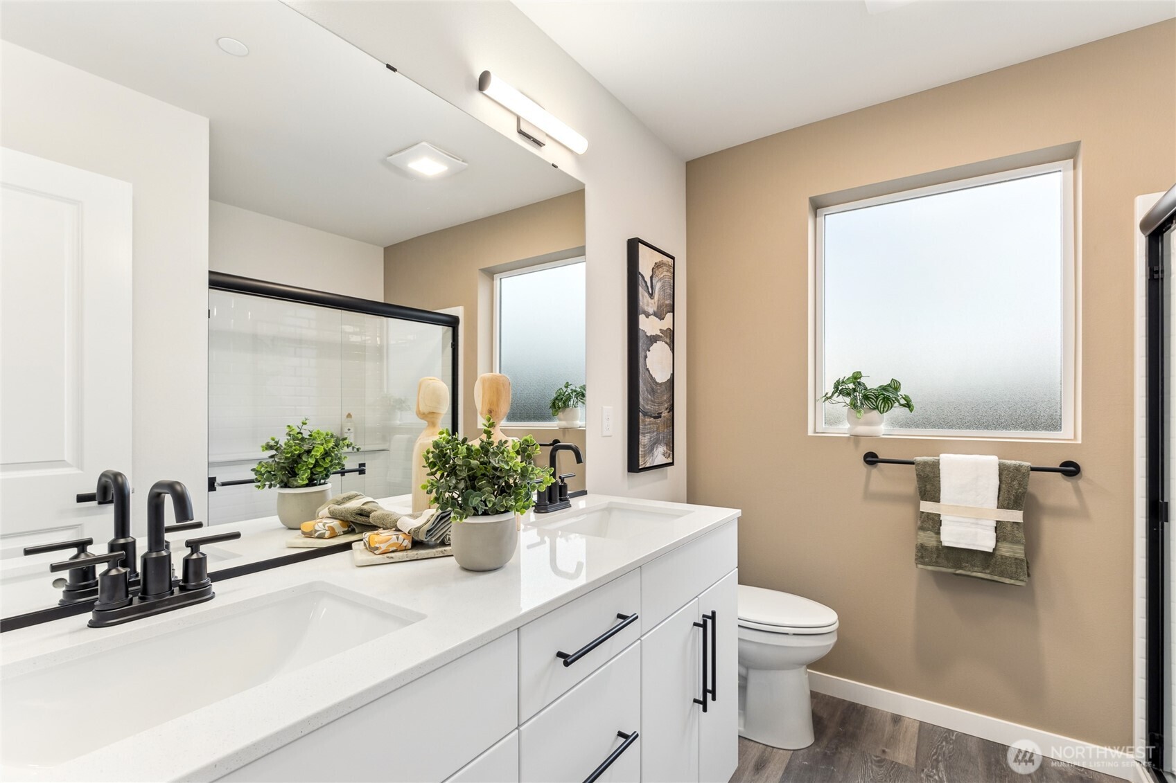 For representation only.  Features, colors, and selections may differ from photograph. See site agent for details.