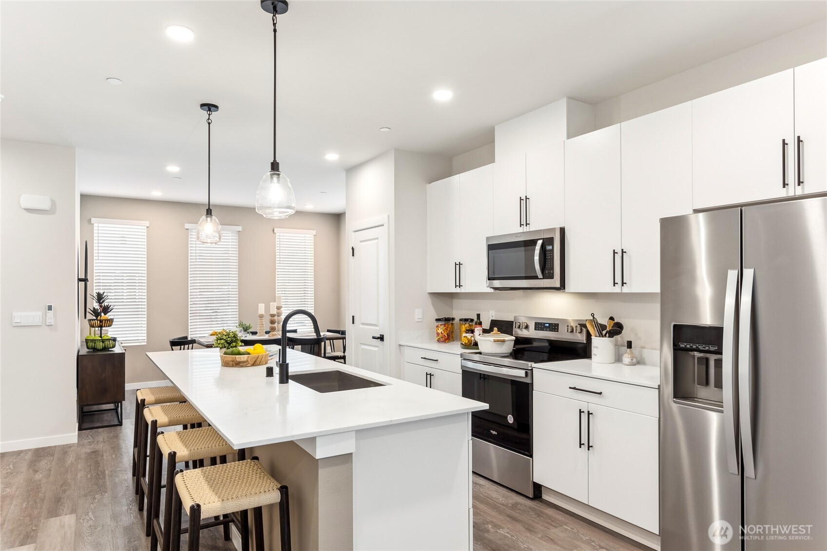 For representation only.  Features, colors, and selections may differ from photograph. See site agent for details.