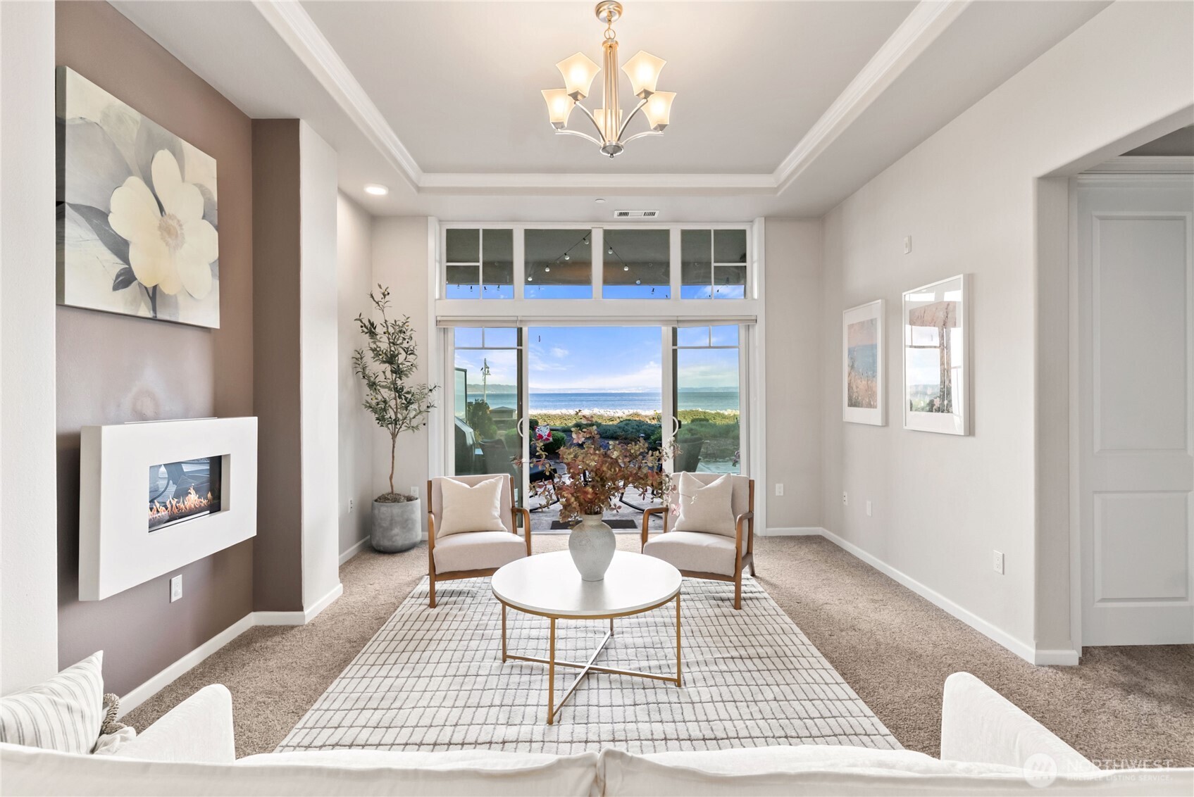 While cooking you can also entertain in the living room all while enjoy the expansive view of the sound