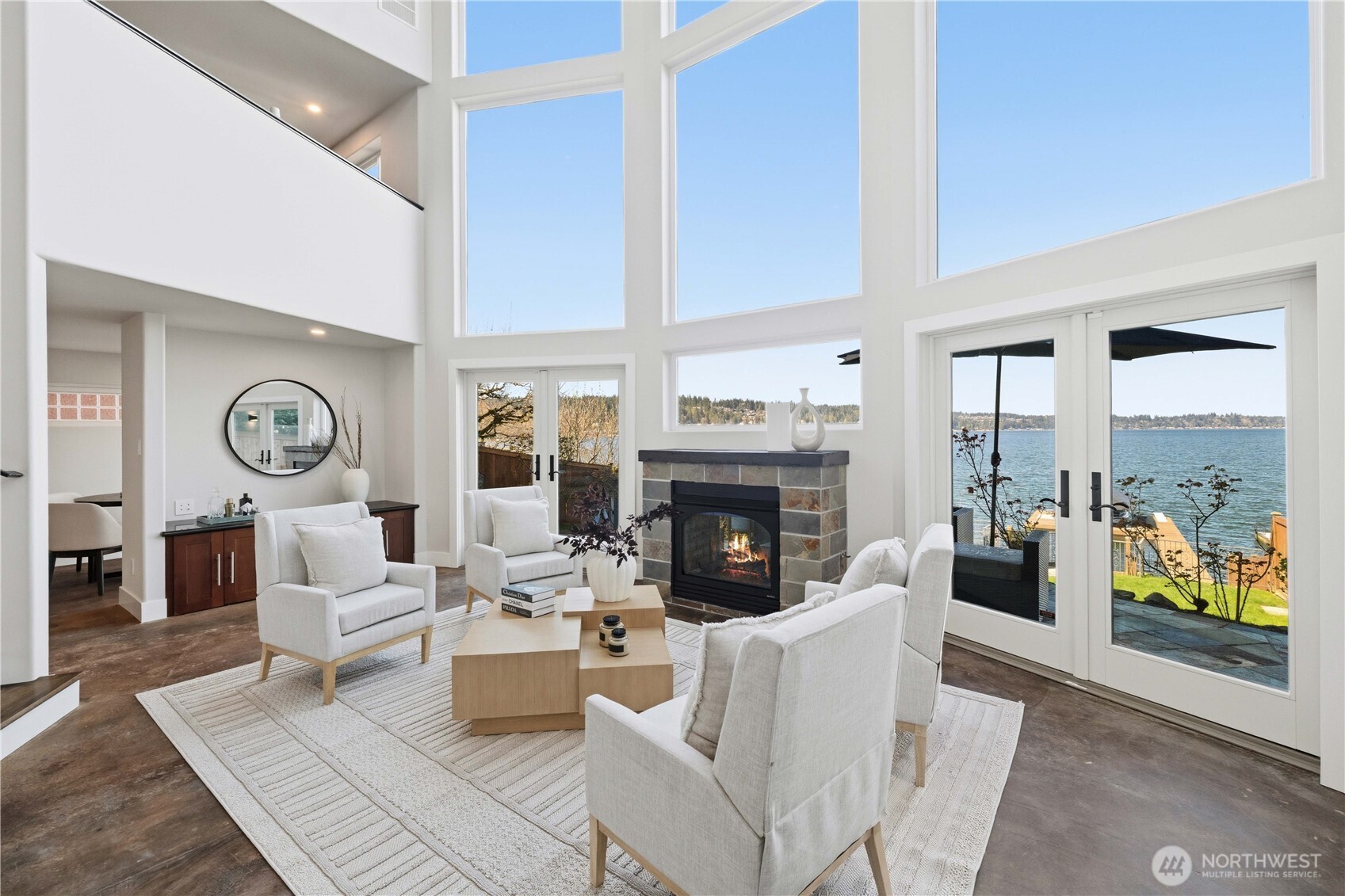 25 Foot Ceilings in Great Room