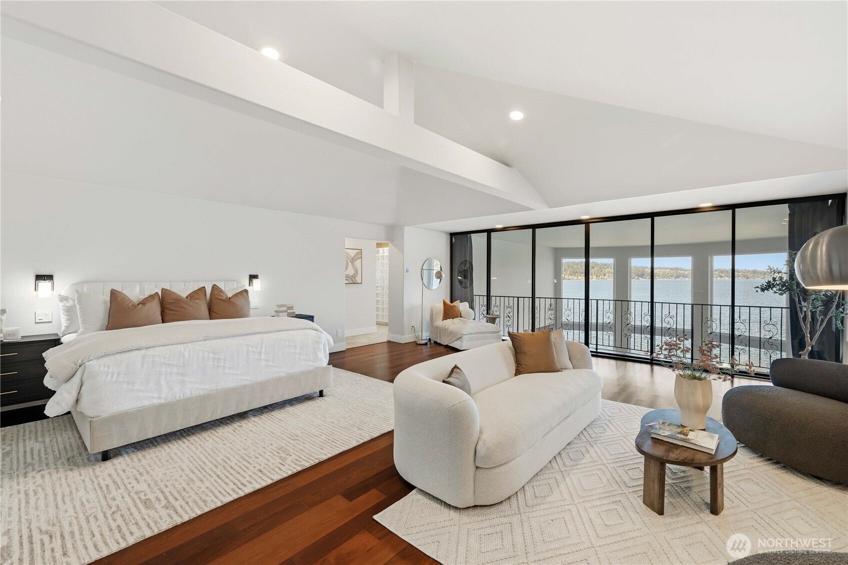 Unobstructed Lake Views