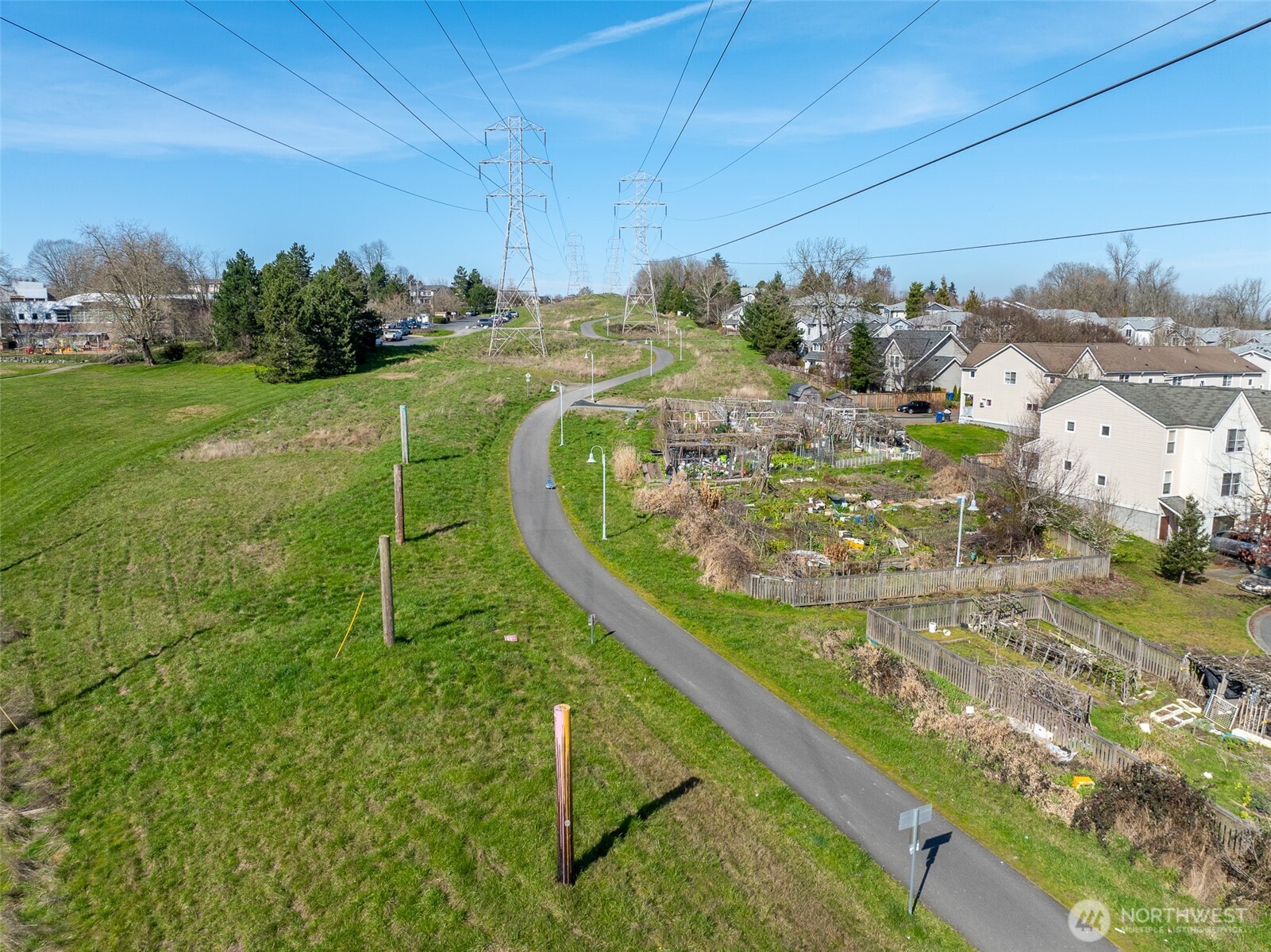 Community P-Patch nearby is great for gardeners