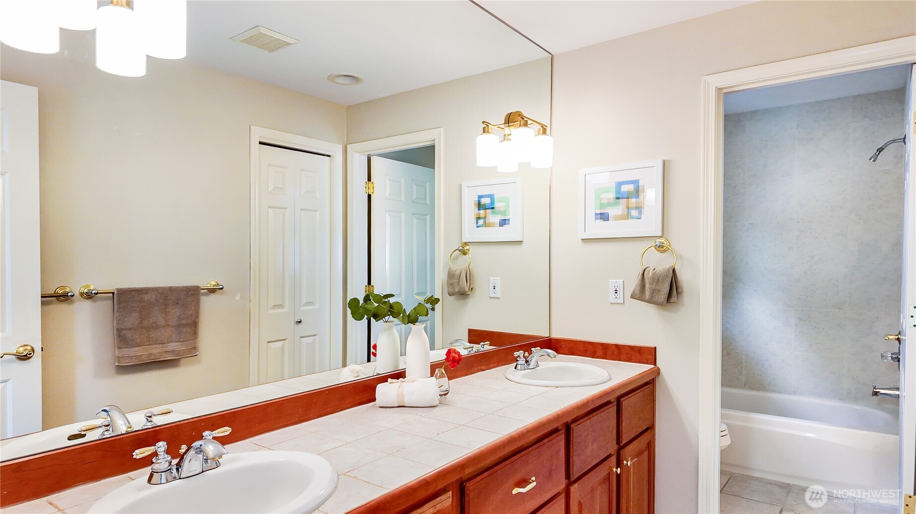 Full bathroom upstairs