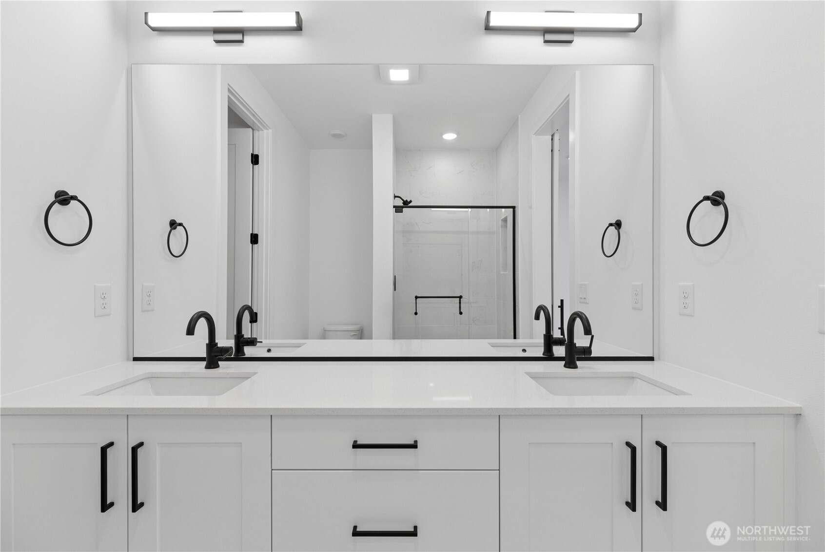 Pictures of Model home. Not pictures of actual home. Features, colors, layout may vary.