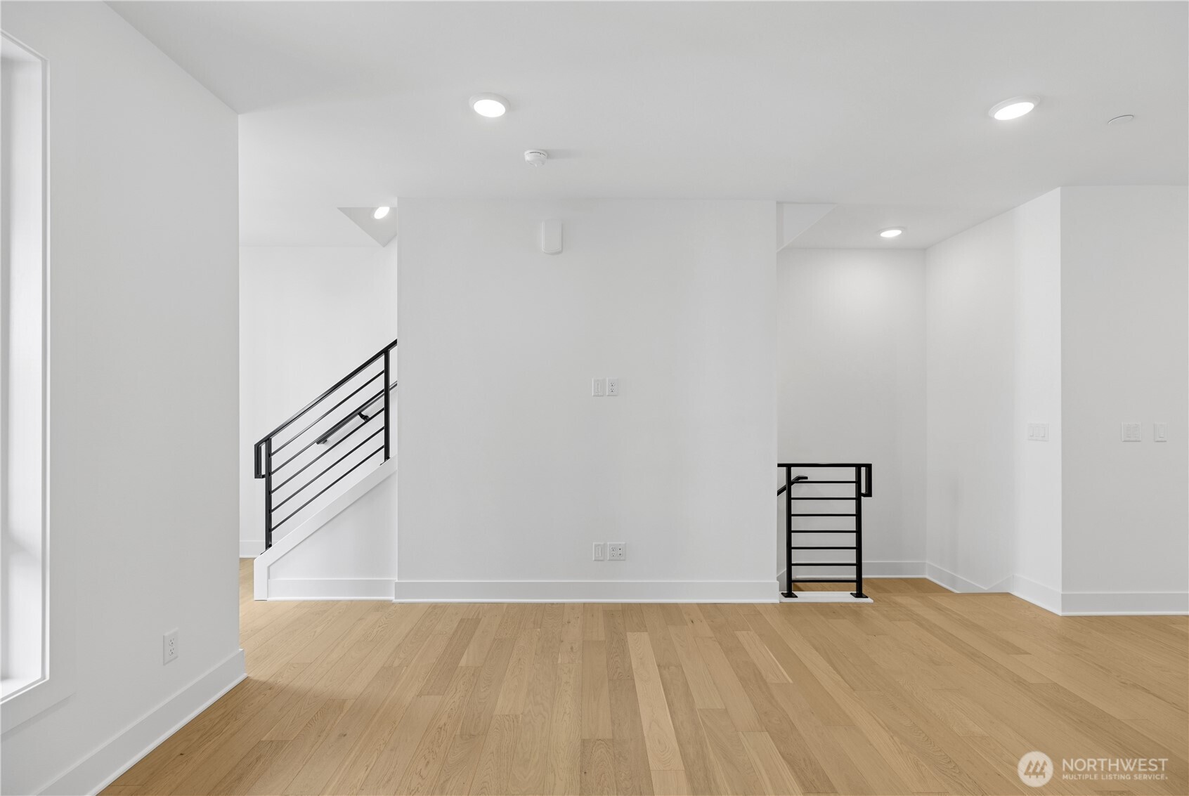 Pictures of Model home. Not pictures of actual home. Features, colors, layout may vary.