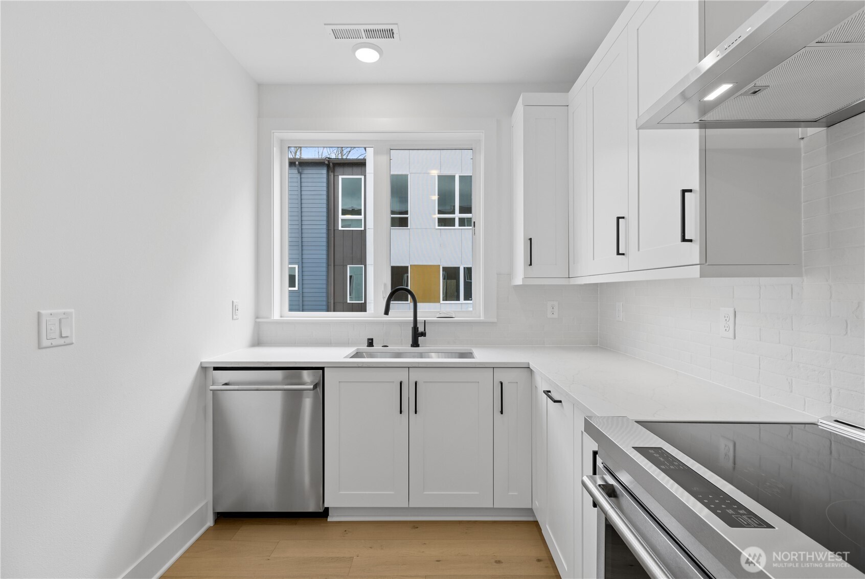 Pictures of Model home. Not pictures of actual home. Features, colors, layout may vary.