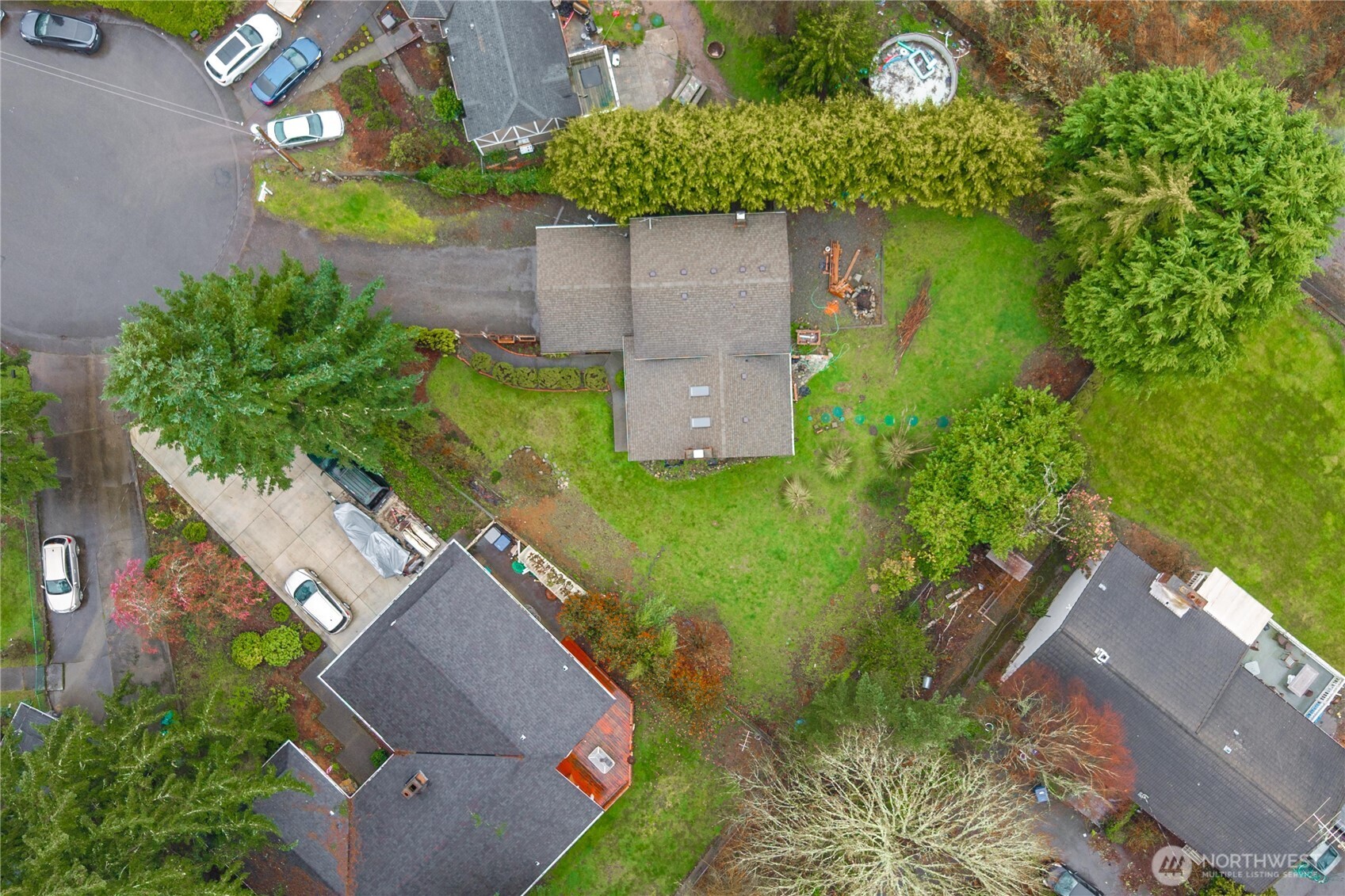 Huge lot with big backyard