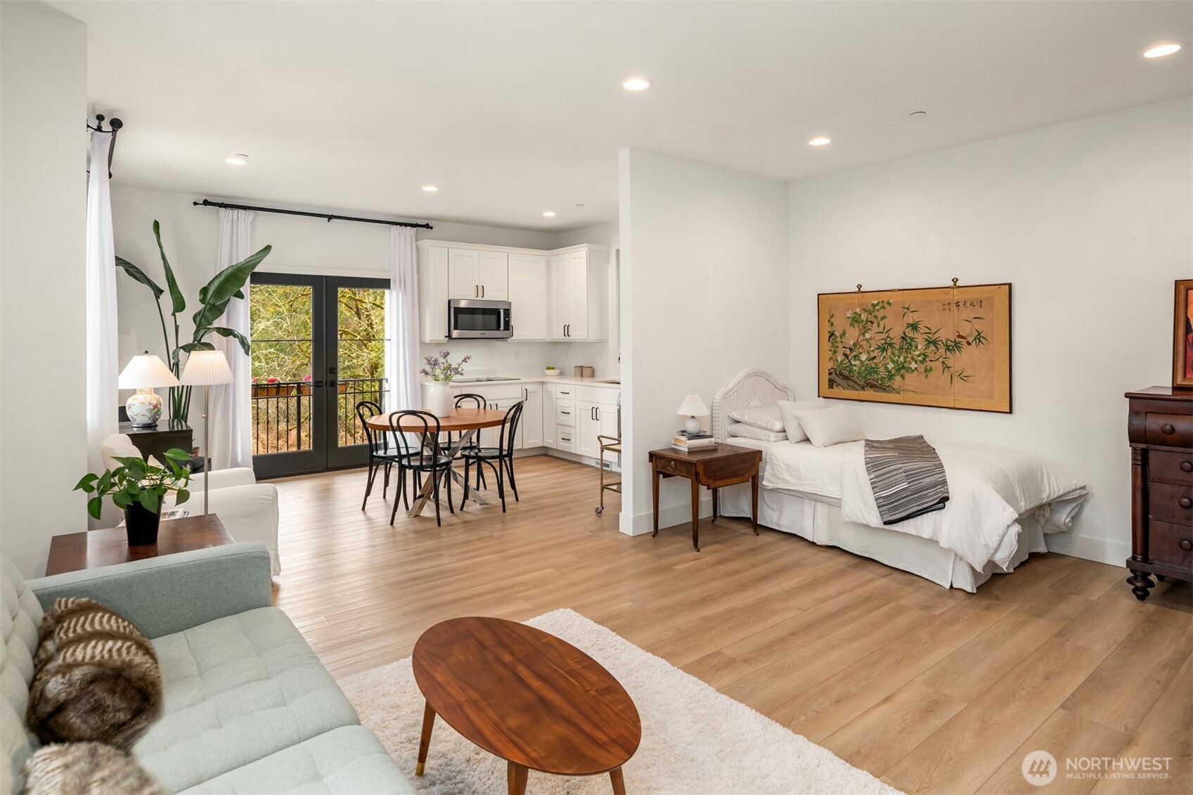 Mother-in-law studio apartment