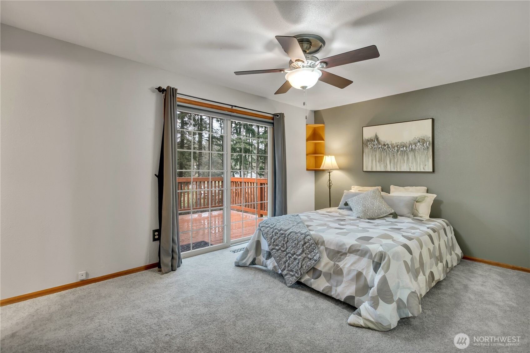Ample closet space with custom organizers...