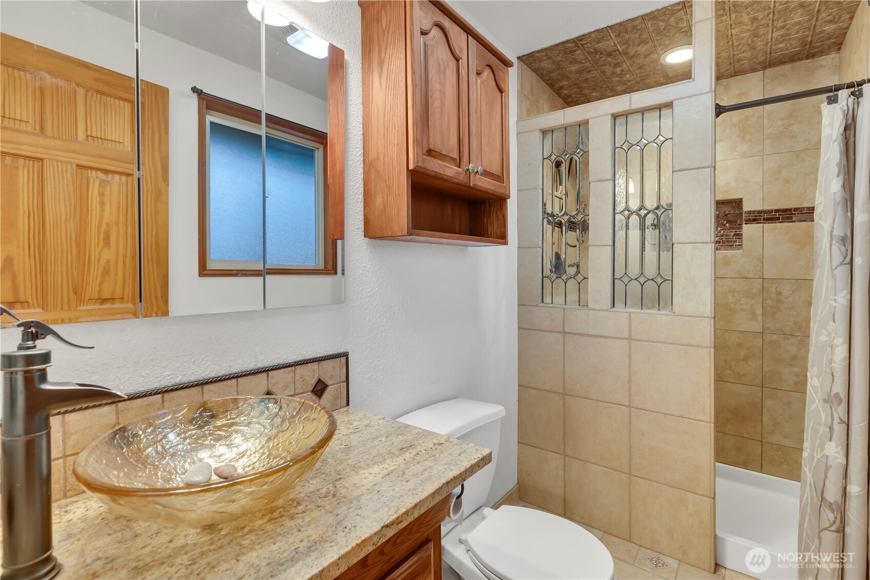 The additional bedrooms are great sized...