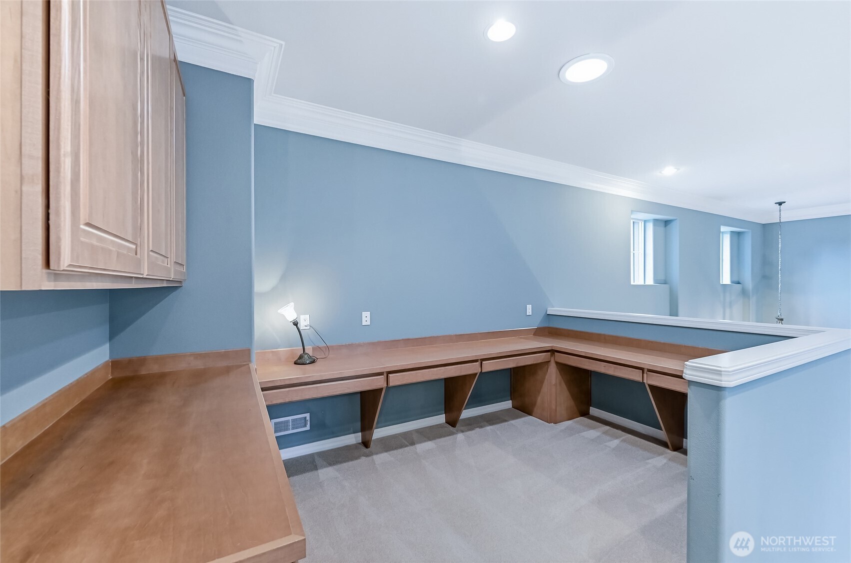 The upstairs full bath is adjacent to the bedroom so your guests have their own space.