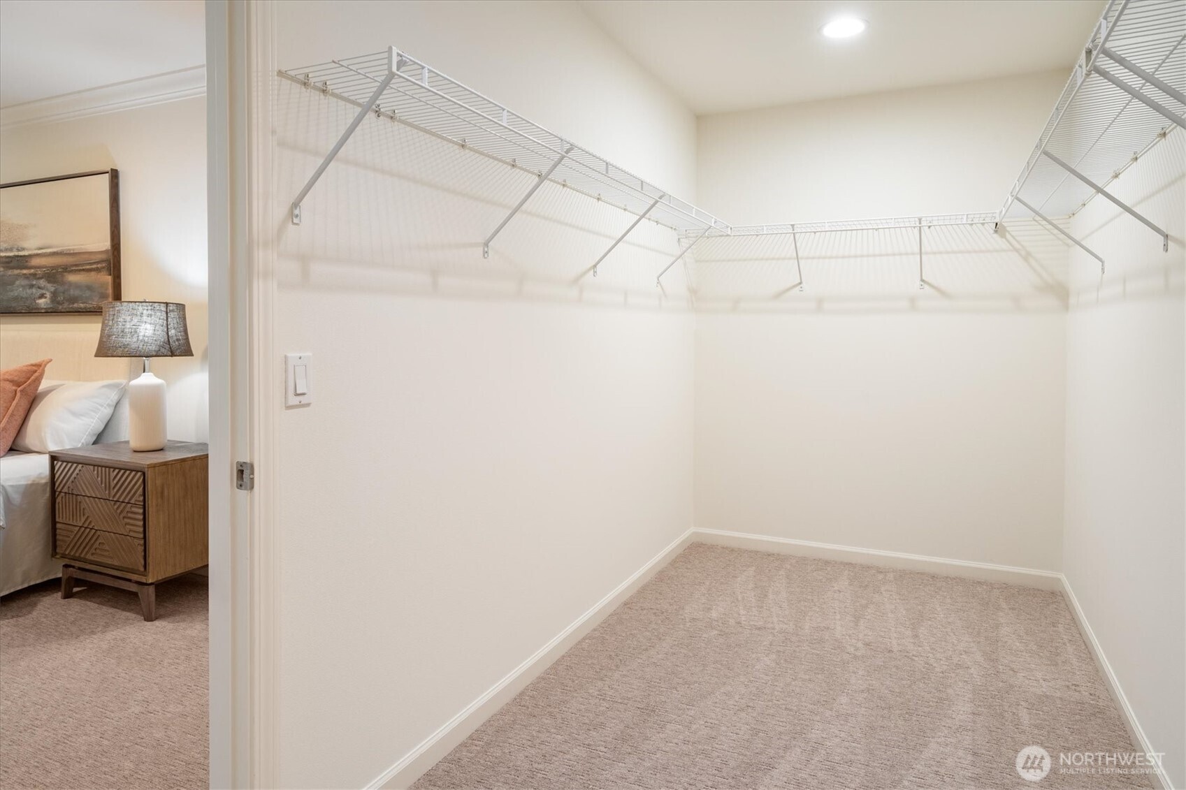 Main floor full bath