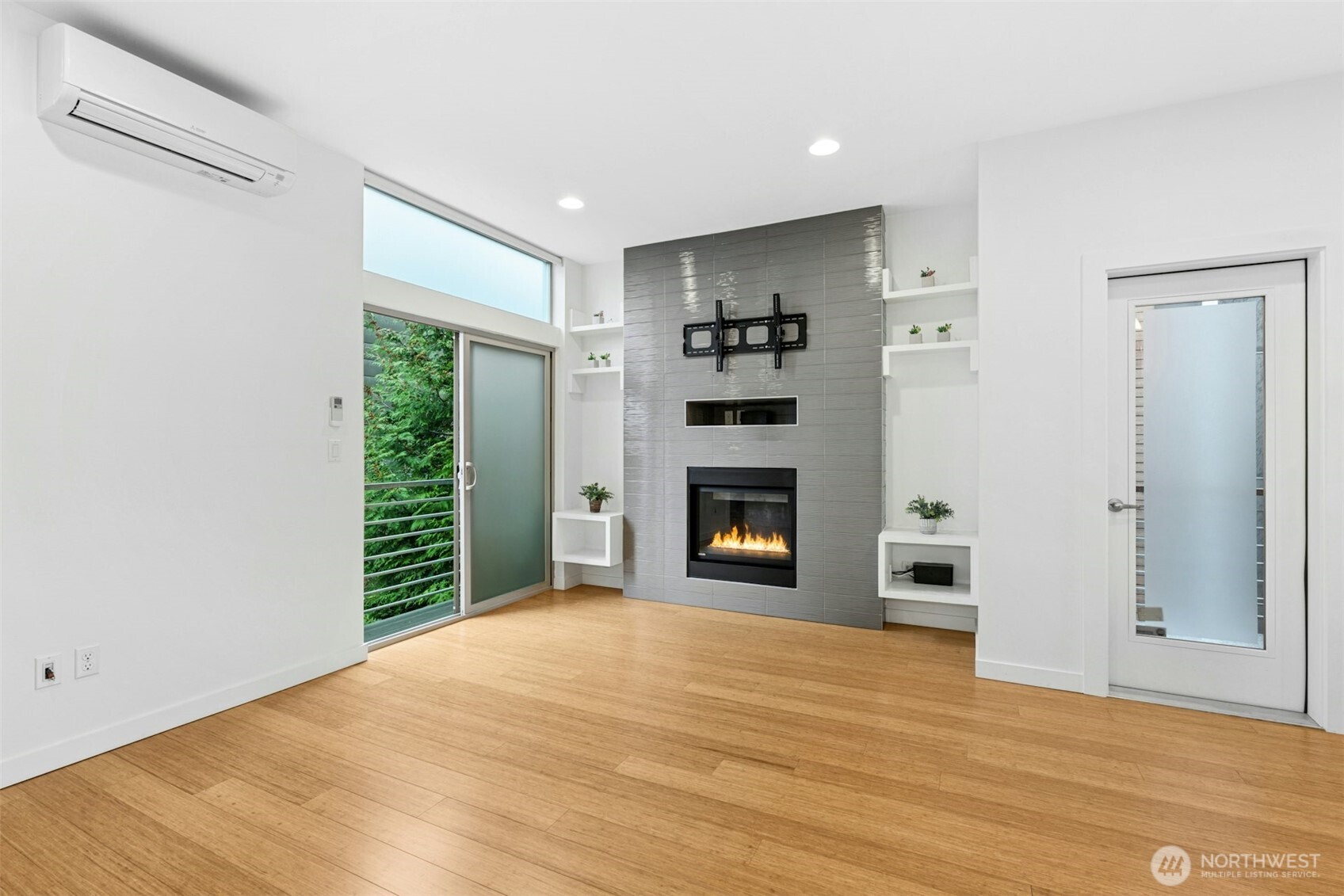 Second Floor Living room